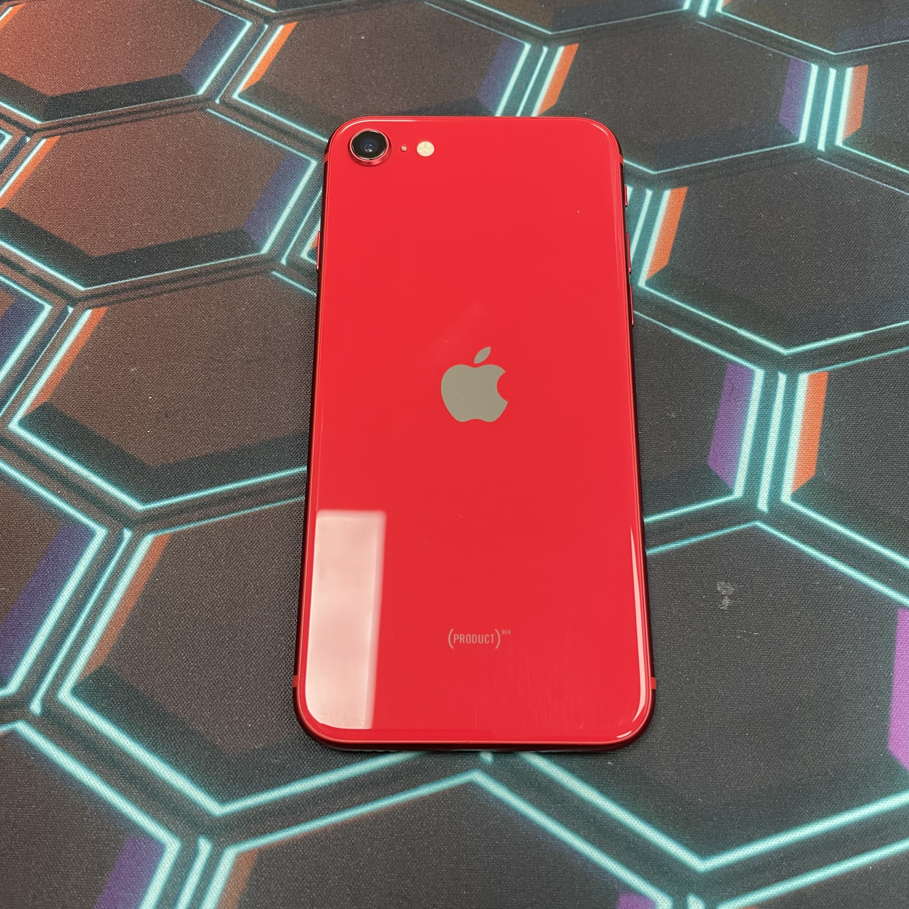 *6631 SE2 完美機 64GB 電76 紅色 red