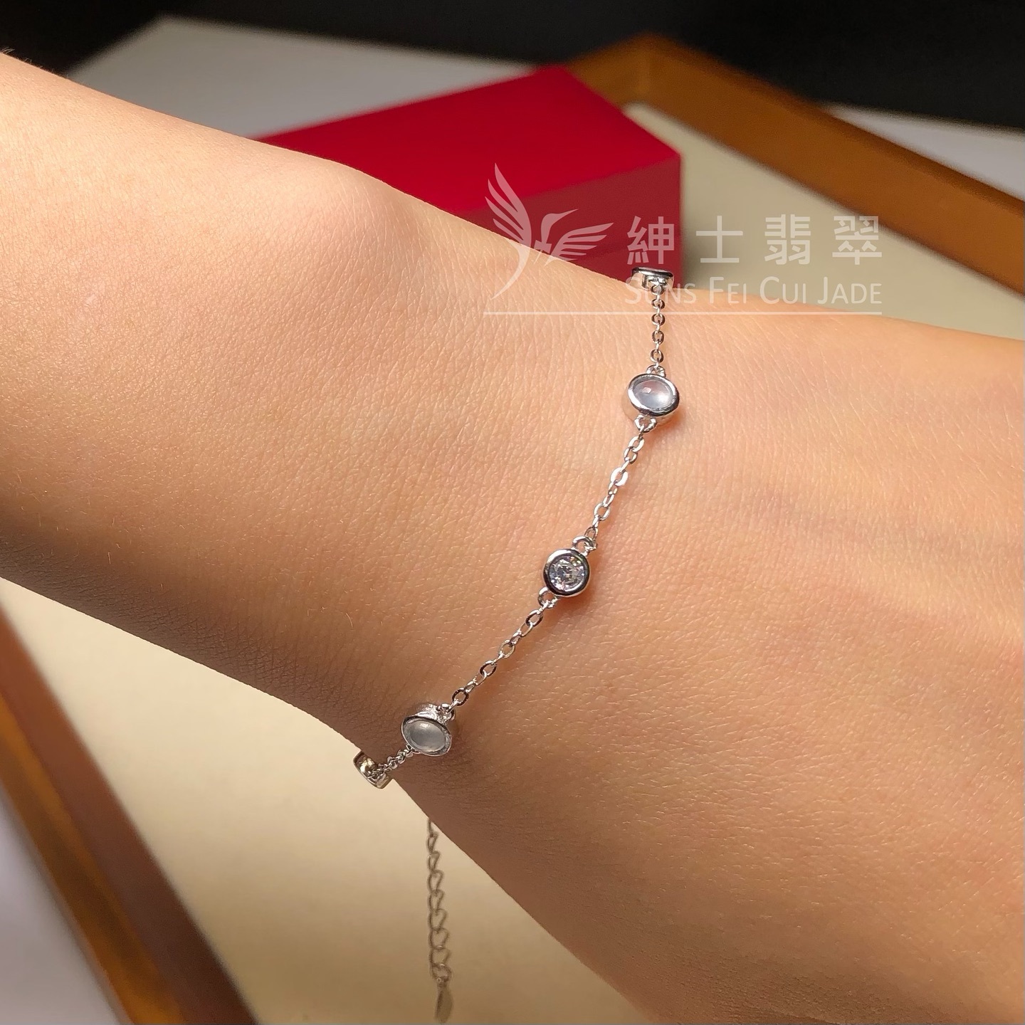 玻璃蛋面配純銀鋯石手鏈