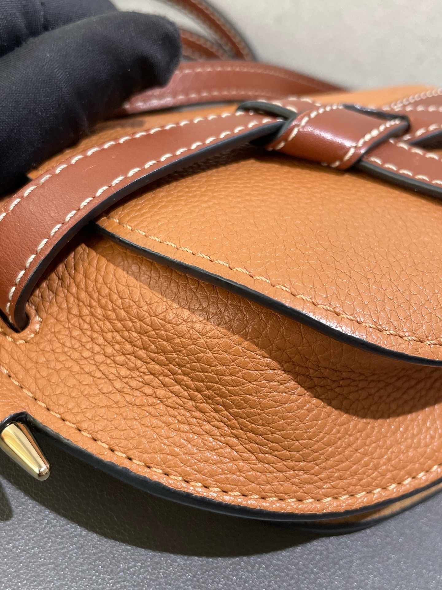 【預訂貨品】Loewe gate mini焦糖色