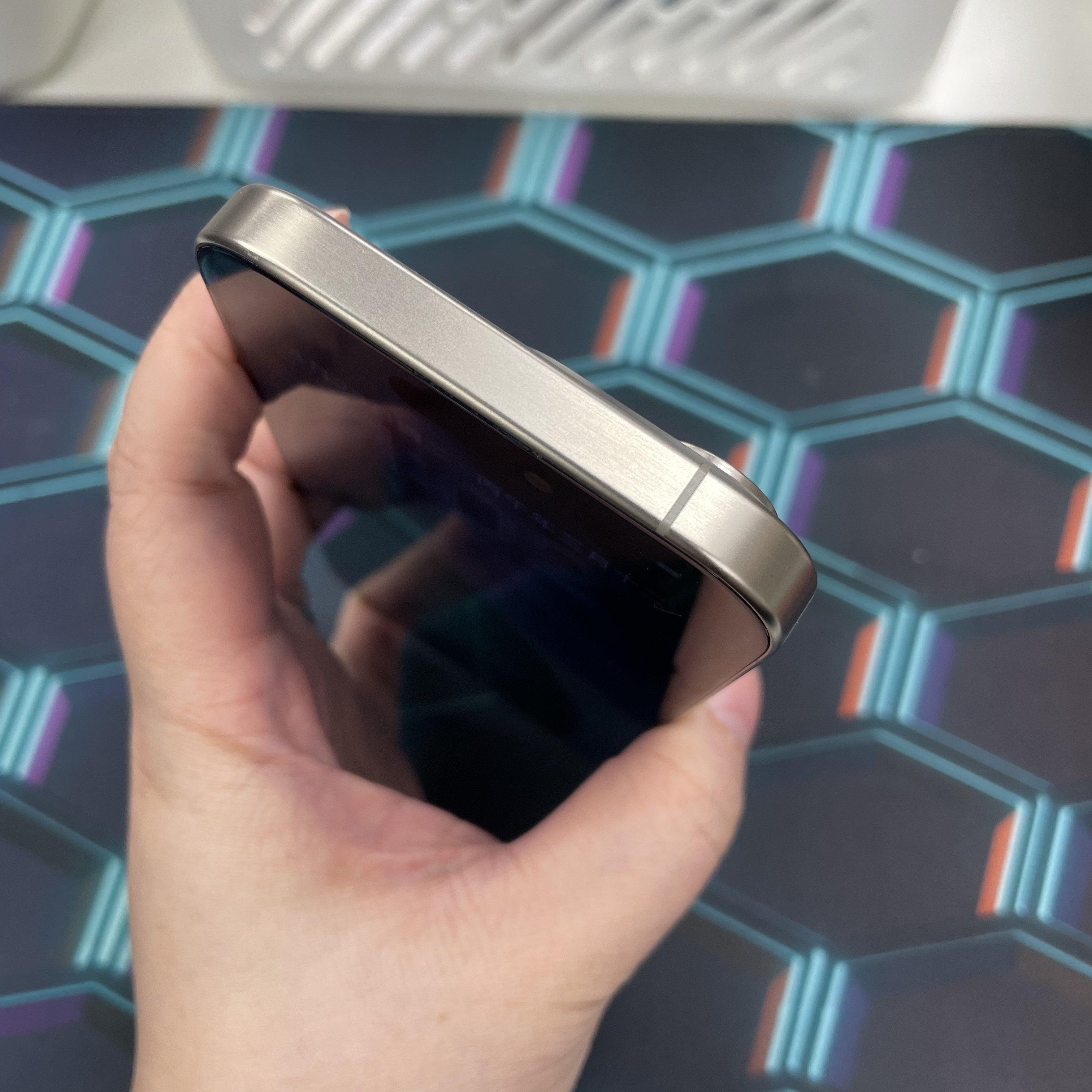 *6447 15 pro 勁靚機 128GB 電88 原色 gray