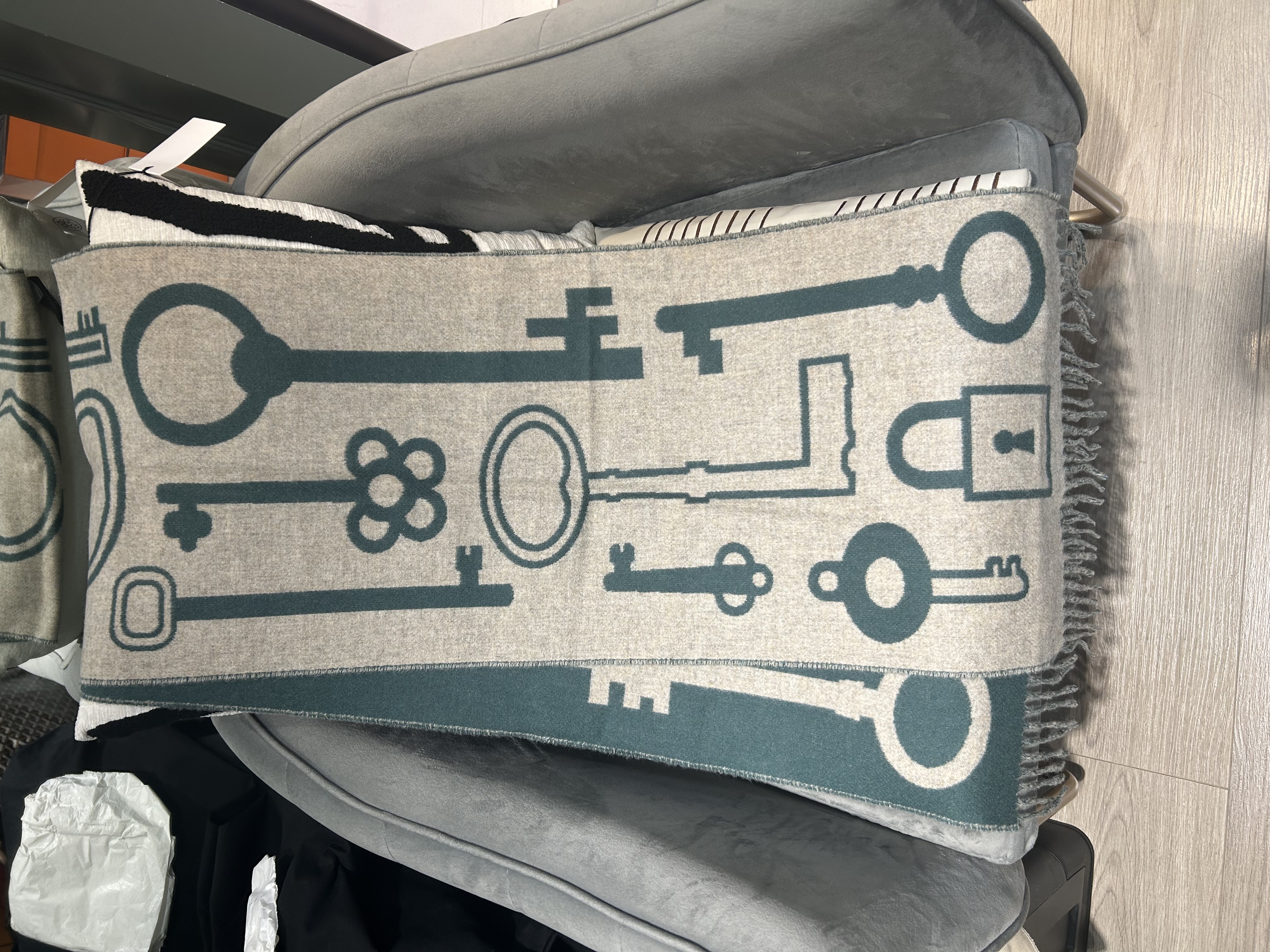 全新 Hermes Casaque Porte-Clefs scarf 100%Authentic, 全新☑️Box 