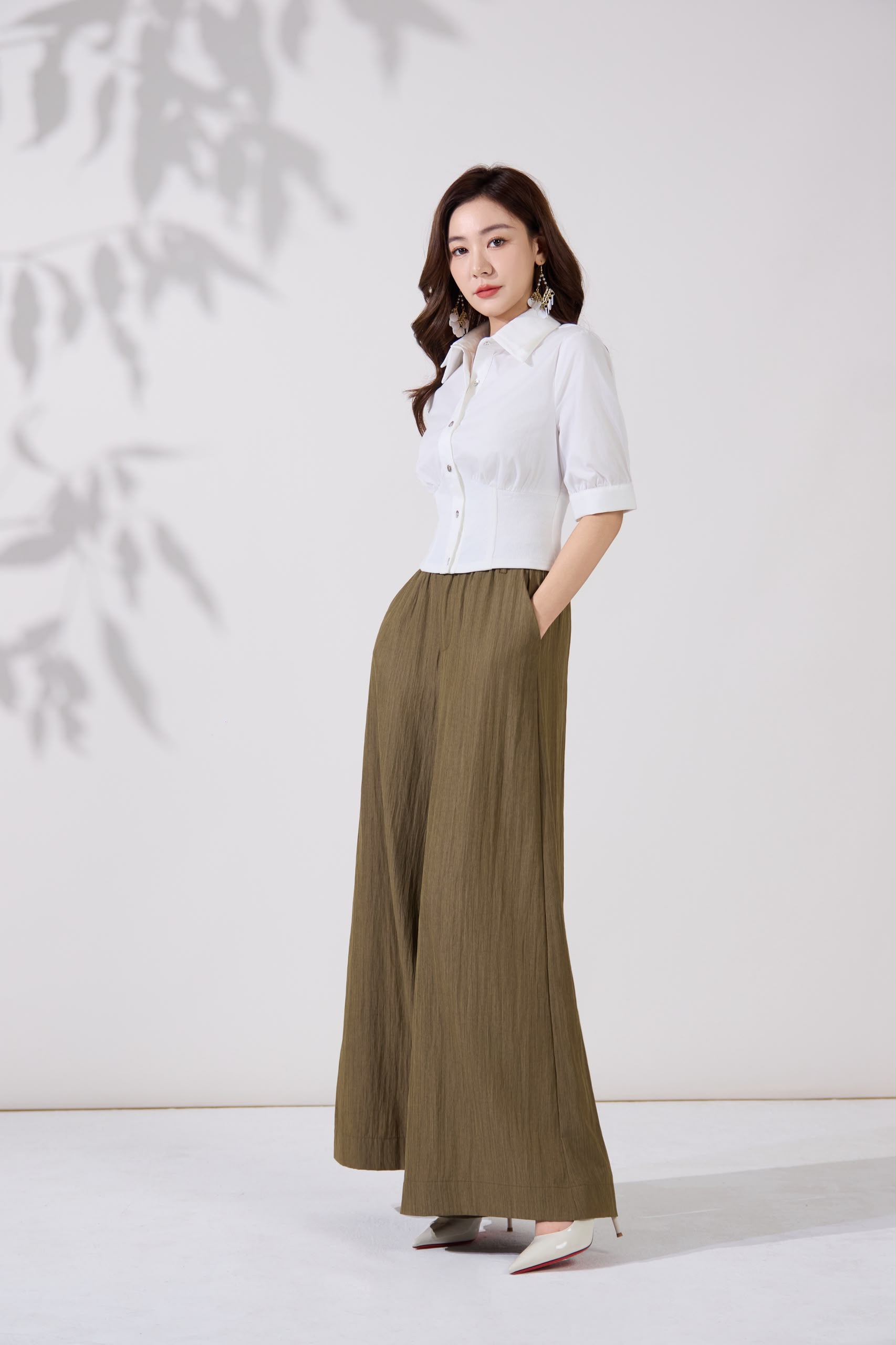 10241243 Aria Sculpted Waist Shirt