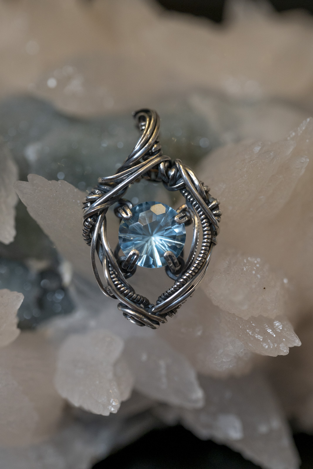 WAS 藍托帕石頸鏈 - Blue Topaz Necklace