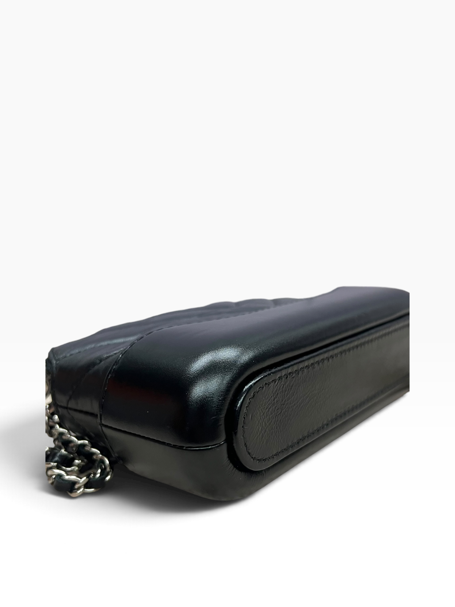 Pre-Owned CHANEL Gabrielle Bag / Product Code: 100301