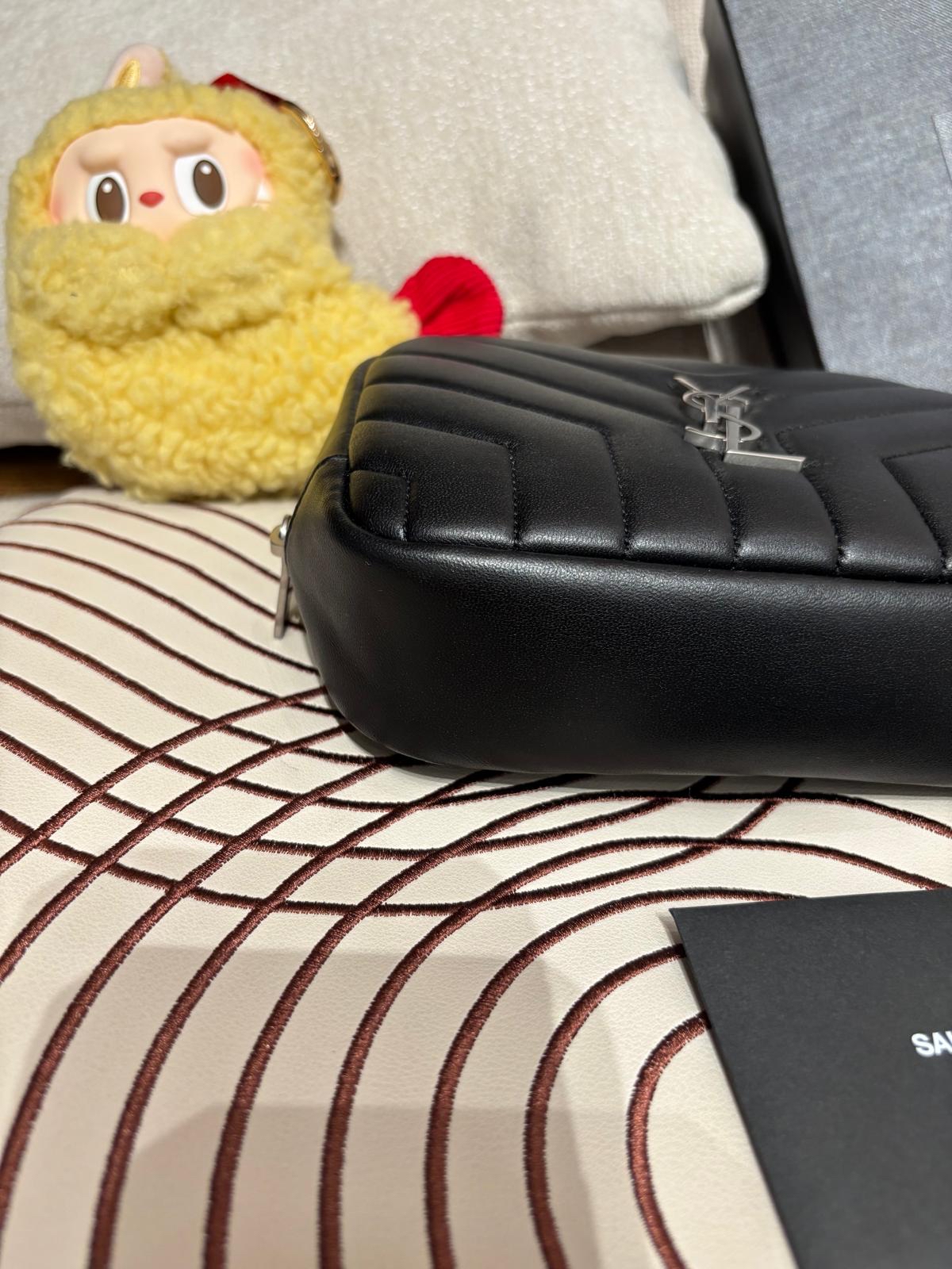 Ysl loulou pouch SAINT LAURENT Black Calfskin Pouch 100%Authentic, 99%new ✅certificate ✅box