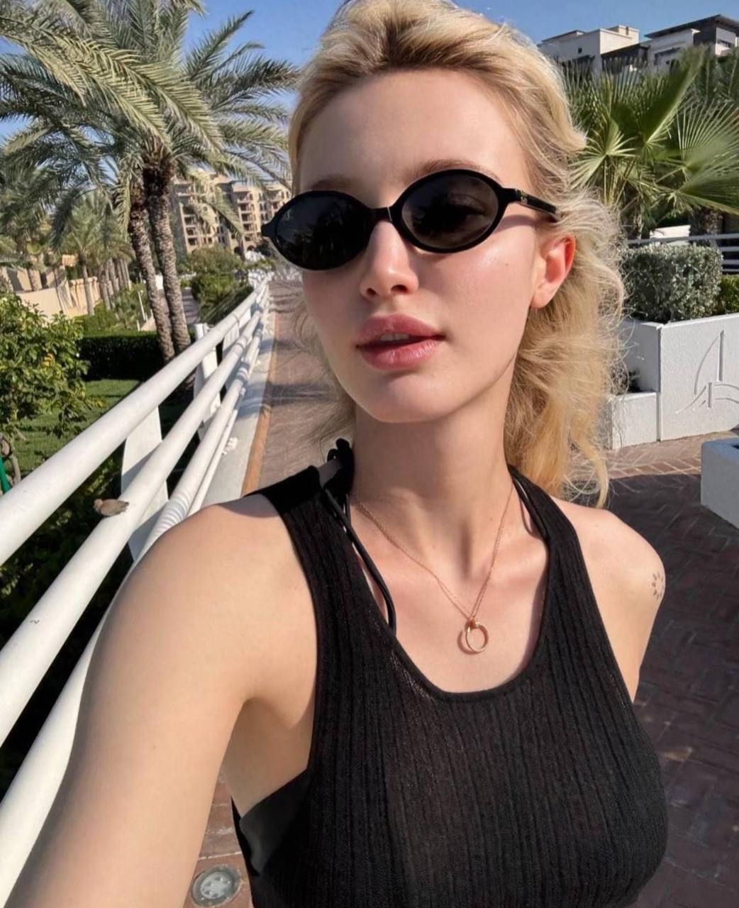 限時優惠✨訂貨🍒MIUMIU 橢圓框太陽眼鏡