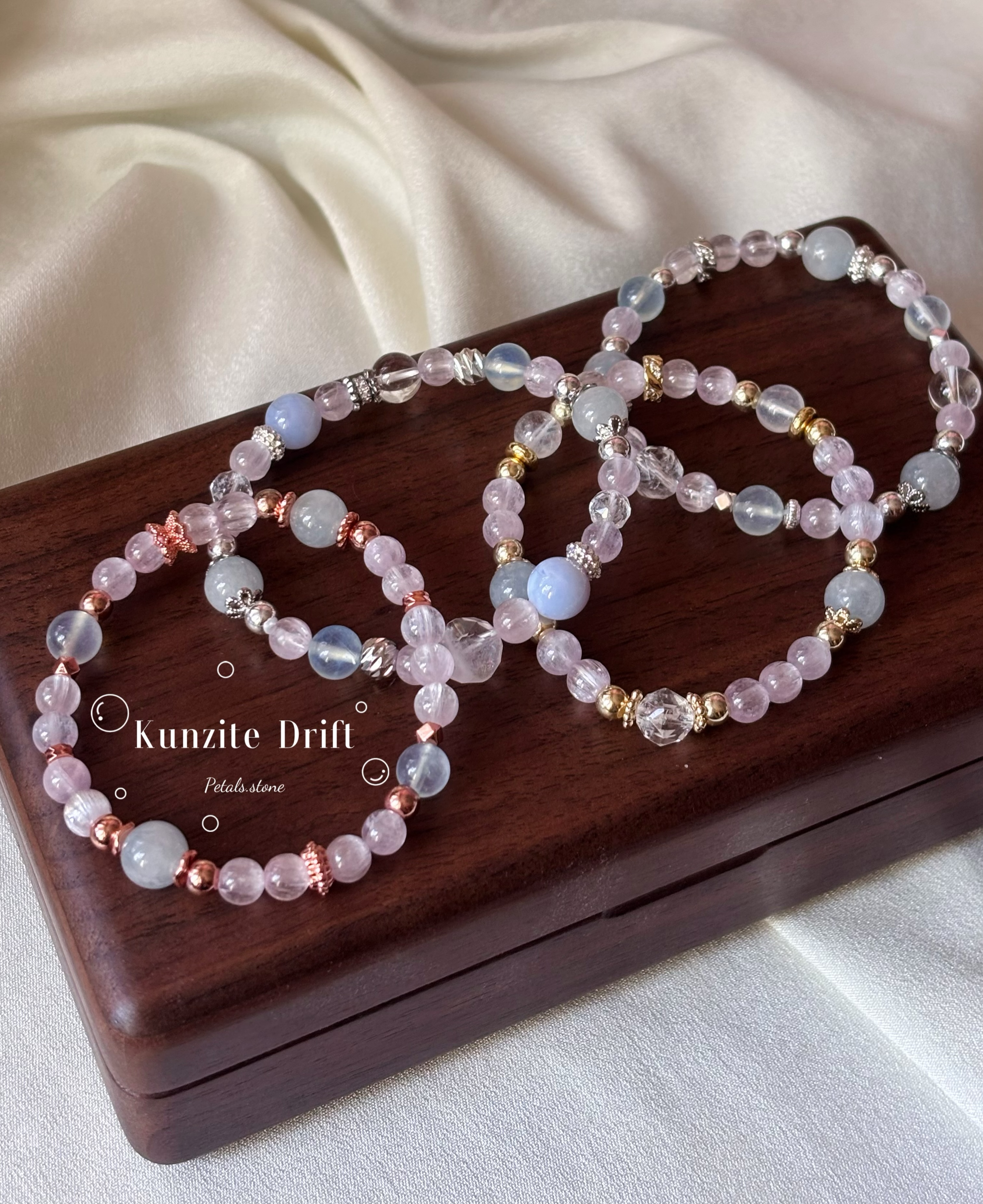 𓇢 Kunzite Drift𓈒 𓏸｜紫鋰輝與霧藍兔毛☁️