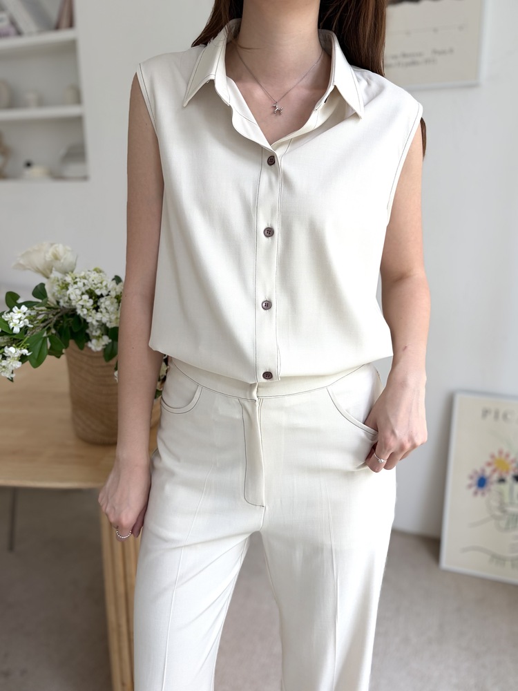 Topstitched Sleeveless Blouse (Ivory)
