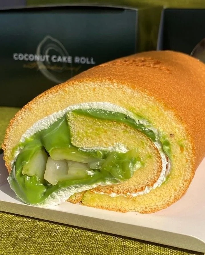 泰國直送｜爆餡斑斕新鮮椰子卷 🥥