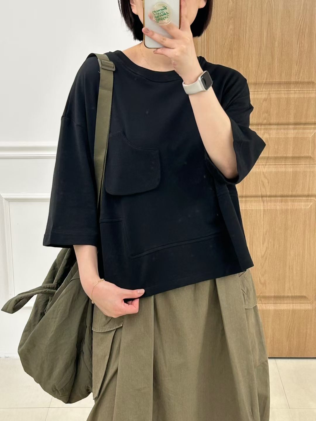簡約中袖Top