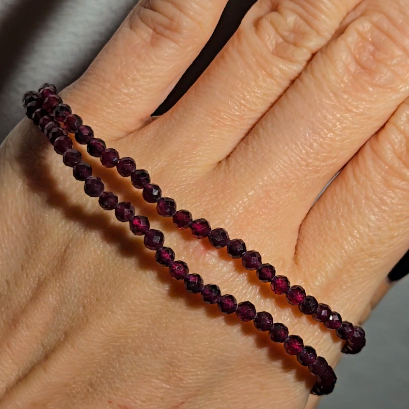 Faceted garnet 3.5mm bead bracelets - GAR154
