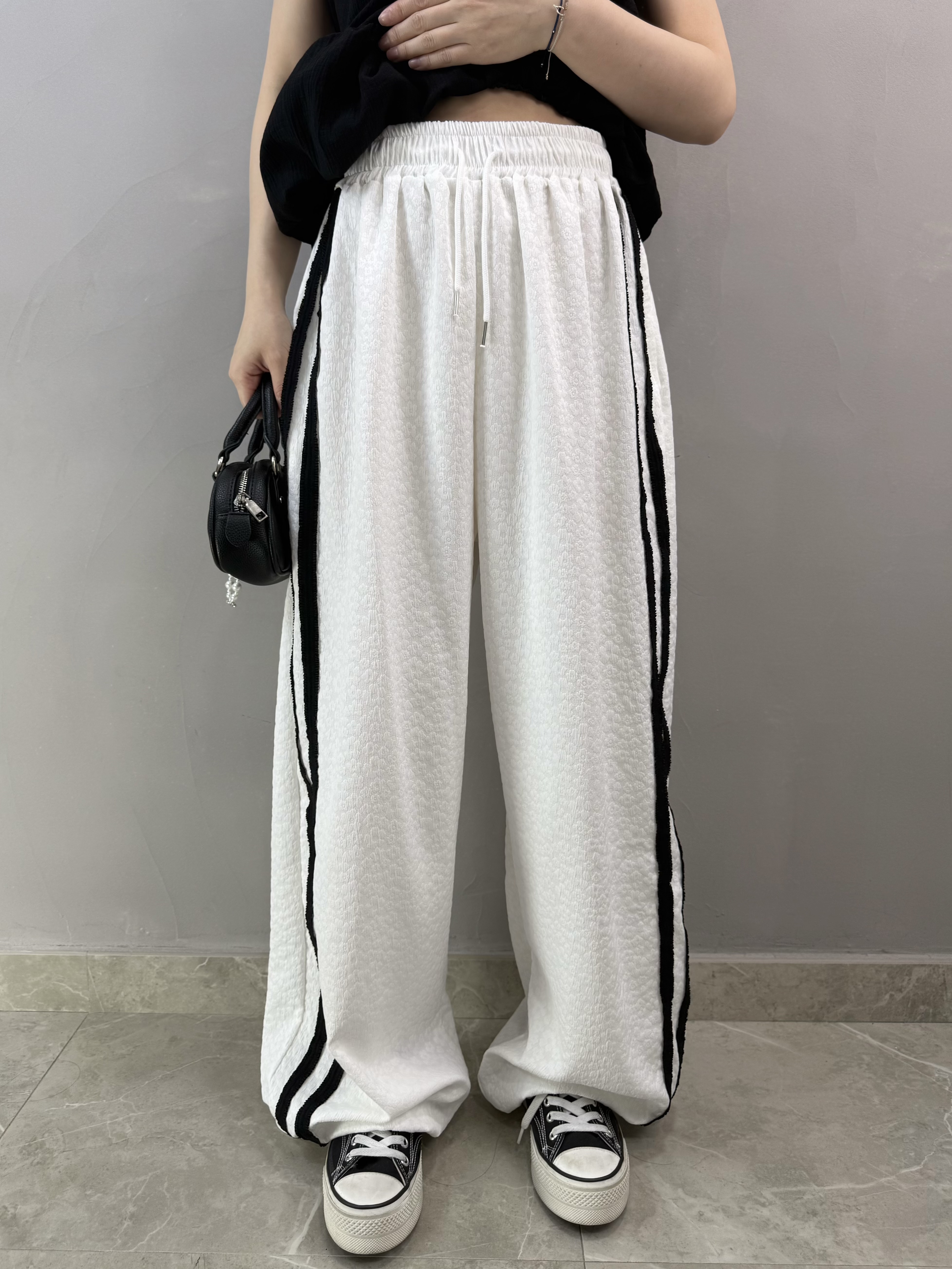 W72 拼色邊壓花束腳褲