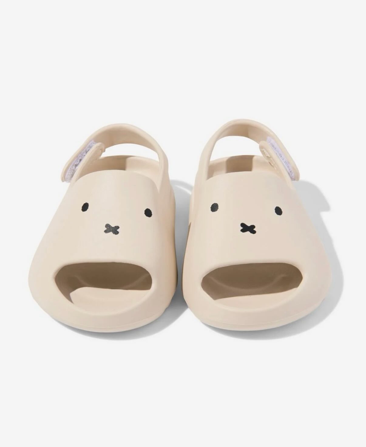 Miffy baby sandals (off white) 
