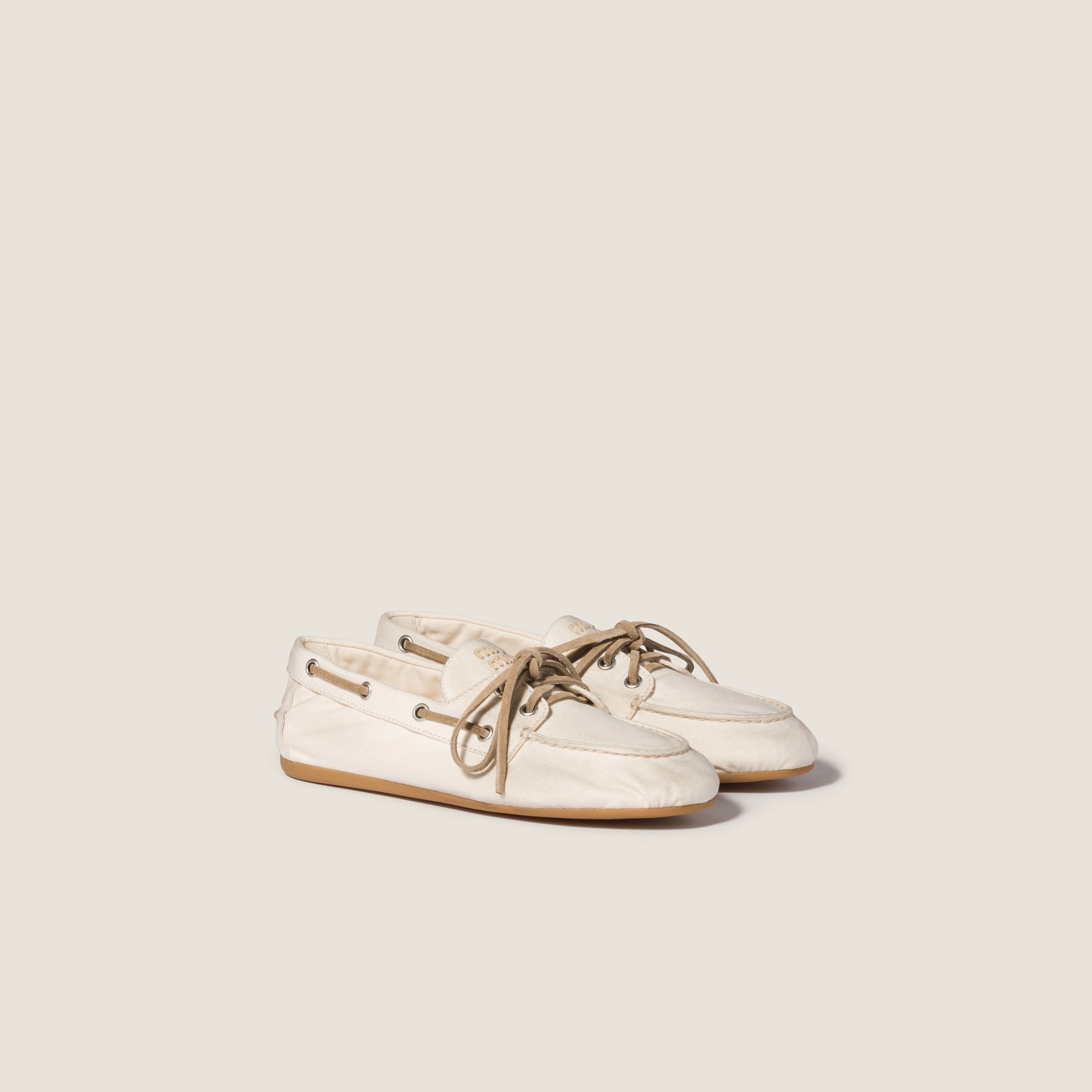 限時優惠✨訂貨🍒MIUMIU 帆布loafer   🔖Size 36/37-39/40/41