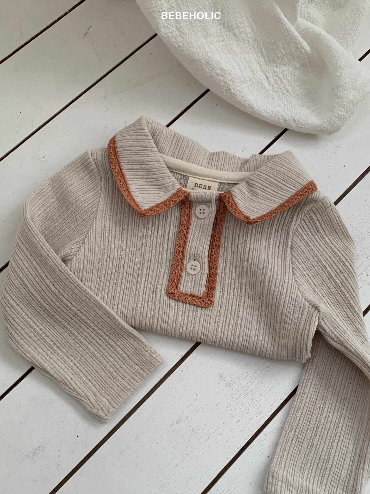 🌸預訂 韓國直送🌸🇰🇷BEBEHOLIC三色蕾絲花邊翻領長袖上衣