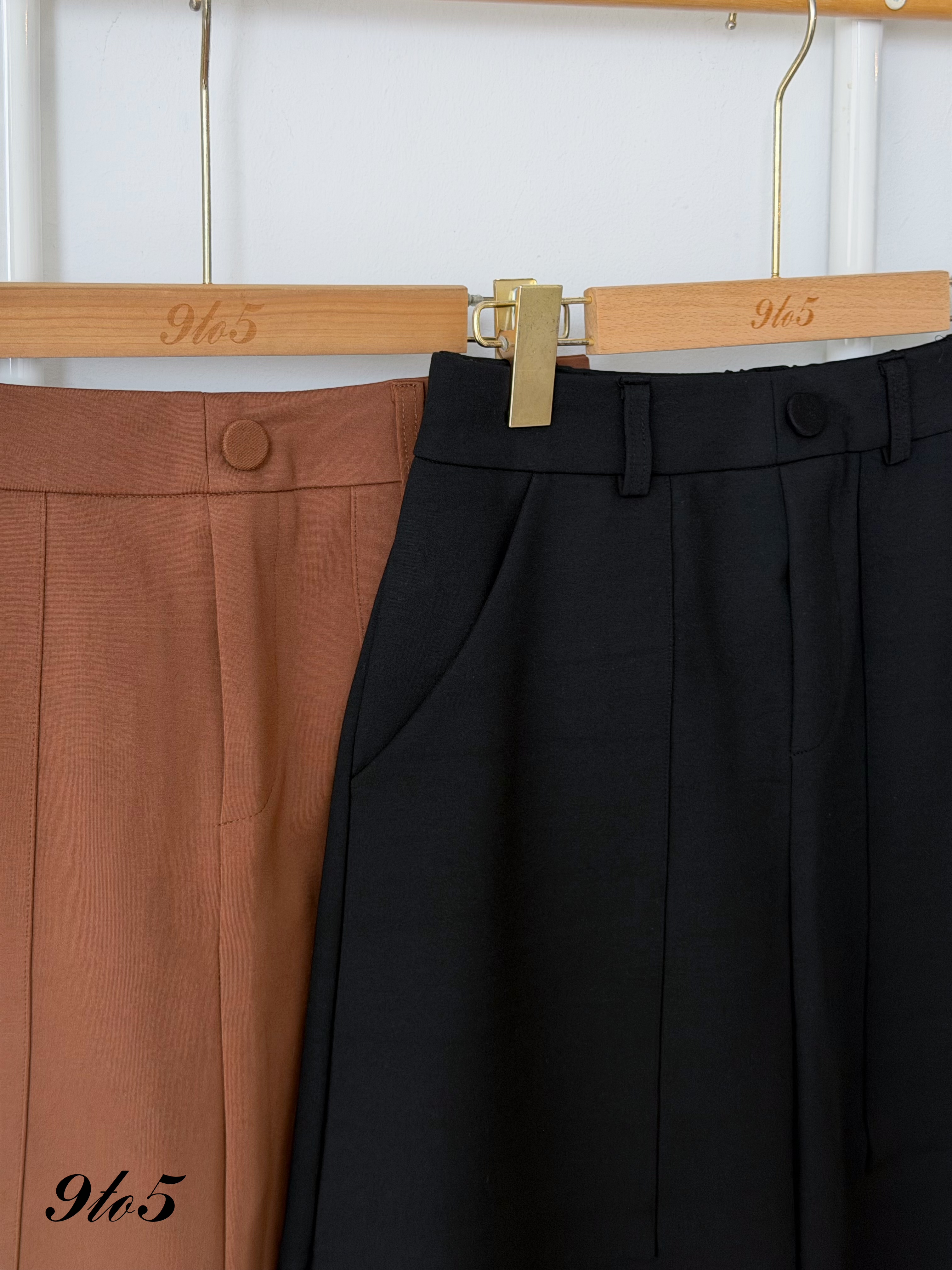 S2022 A Line Long Skirt - Black & Brown