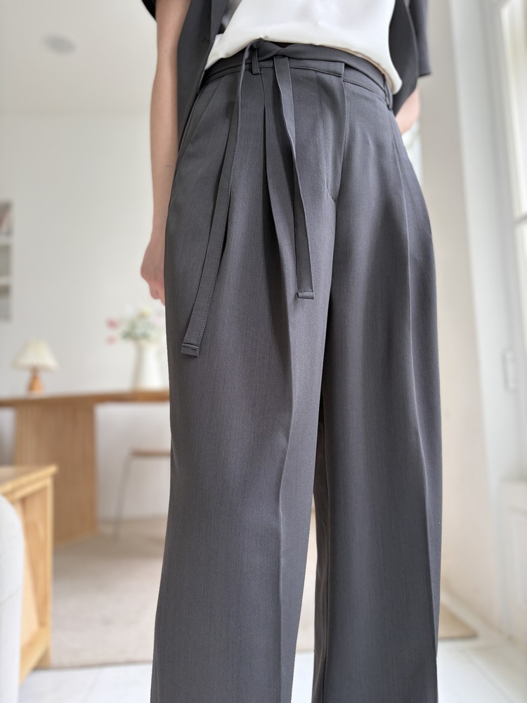 Aveline Belted Straight Slacks (Charcoal)