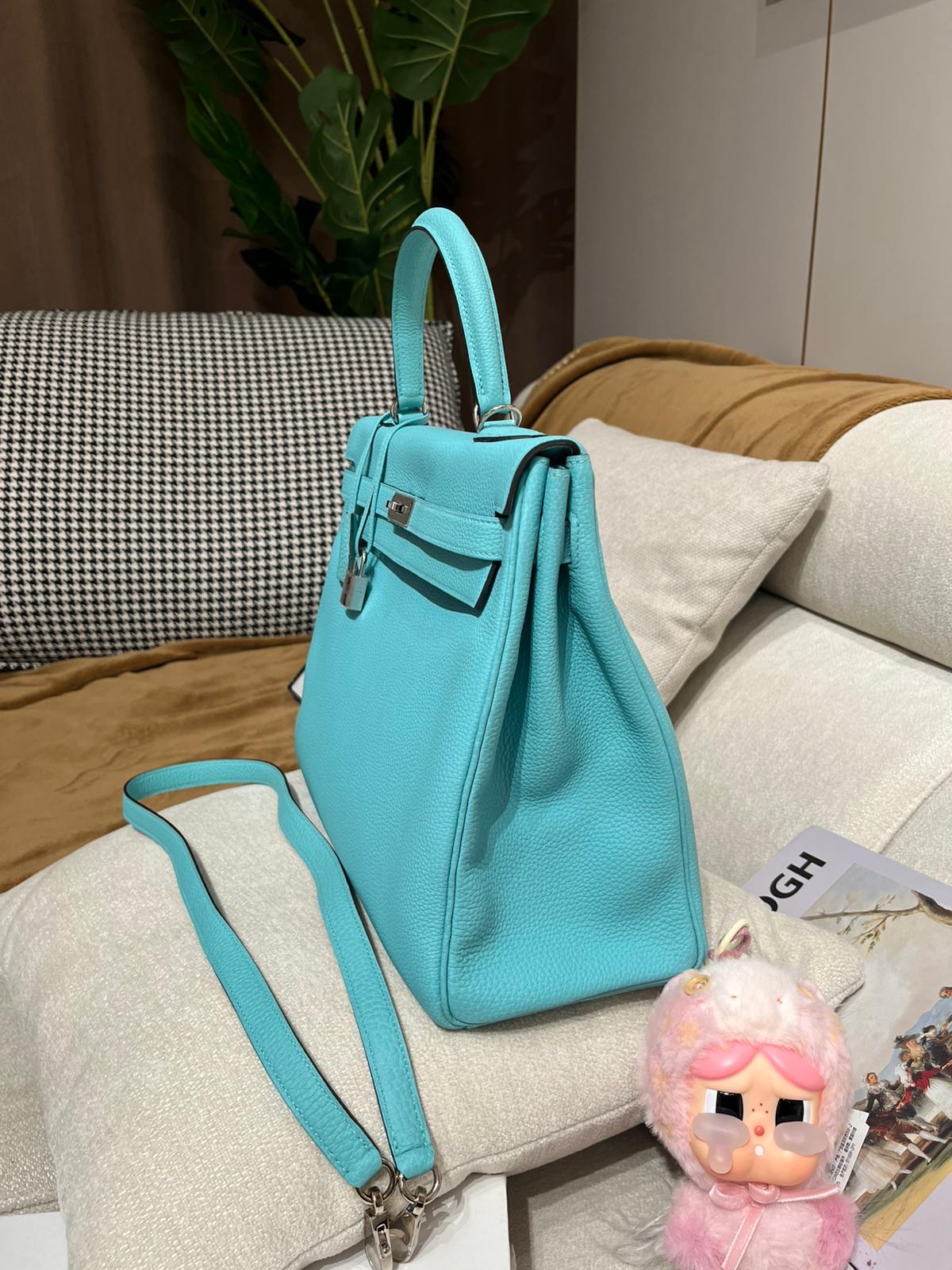 Hermes Kelly 35,Togo ,馬卡龍藍,STAMP T 100%Authentic,98%new ✅肩帶✅key lock✅dust bag ✅BOX