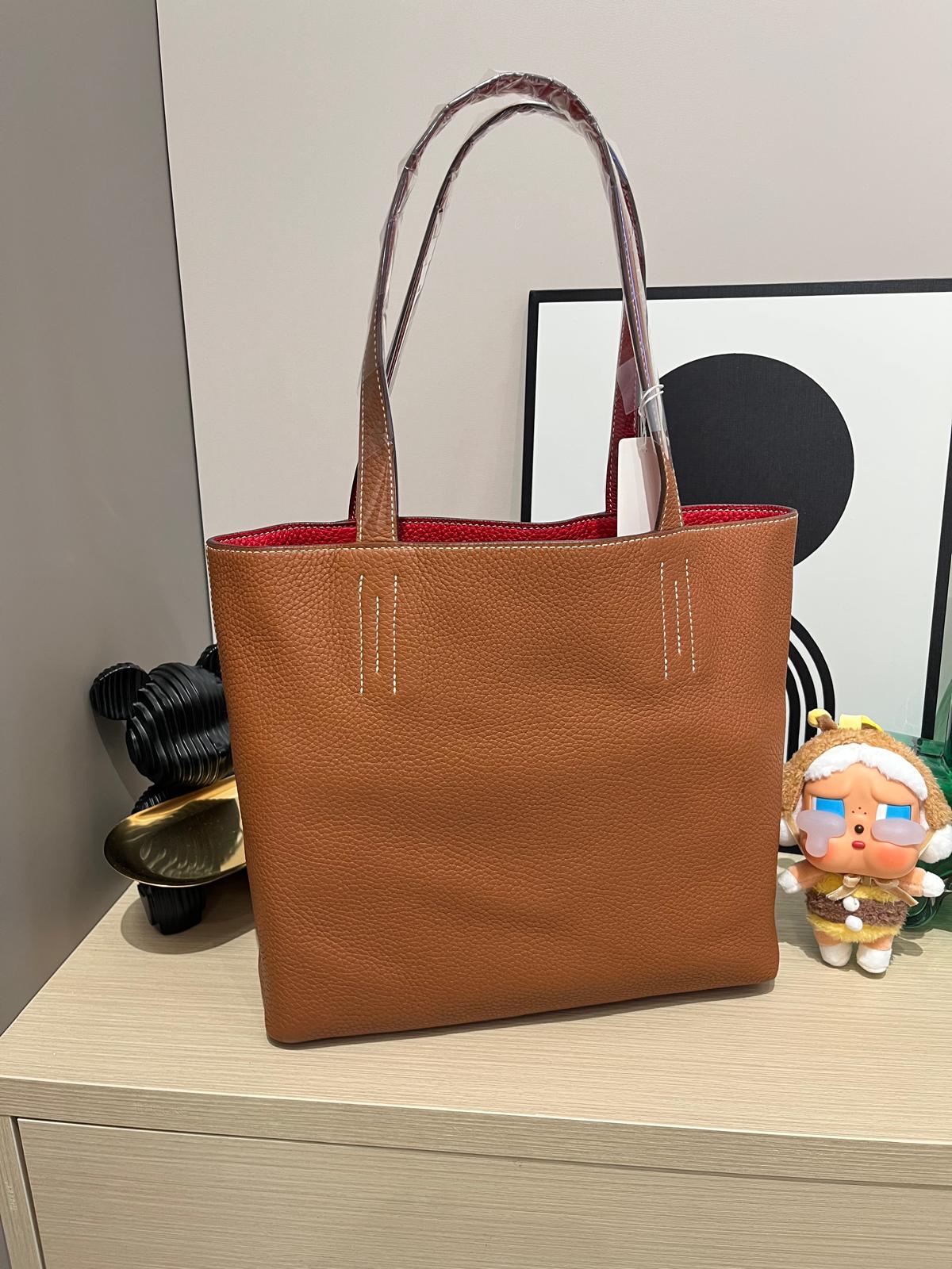 Hermes double sens 28, Stamp C，金棕TC粒粒牛皮 100%Authentic,98%new✅Dust bag ✅box