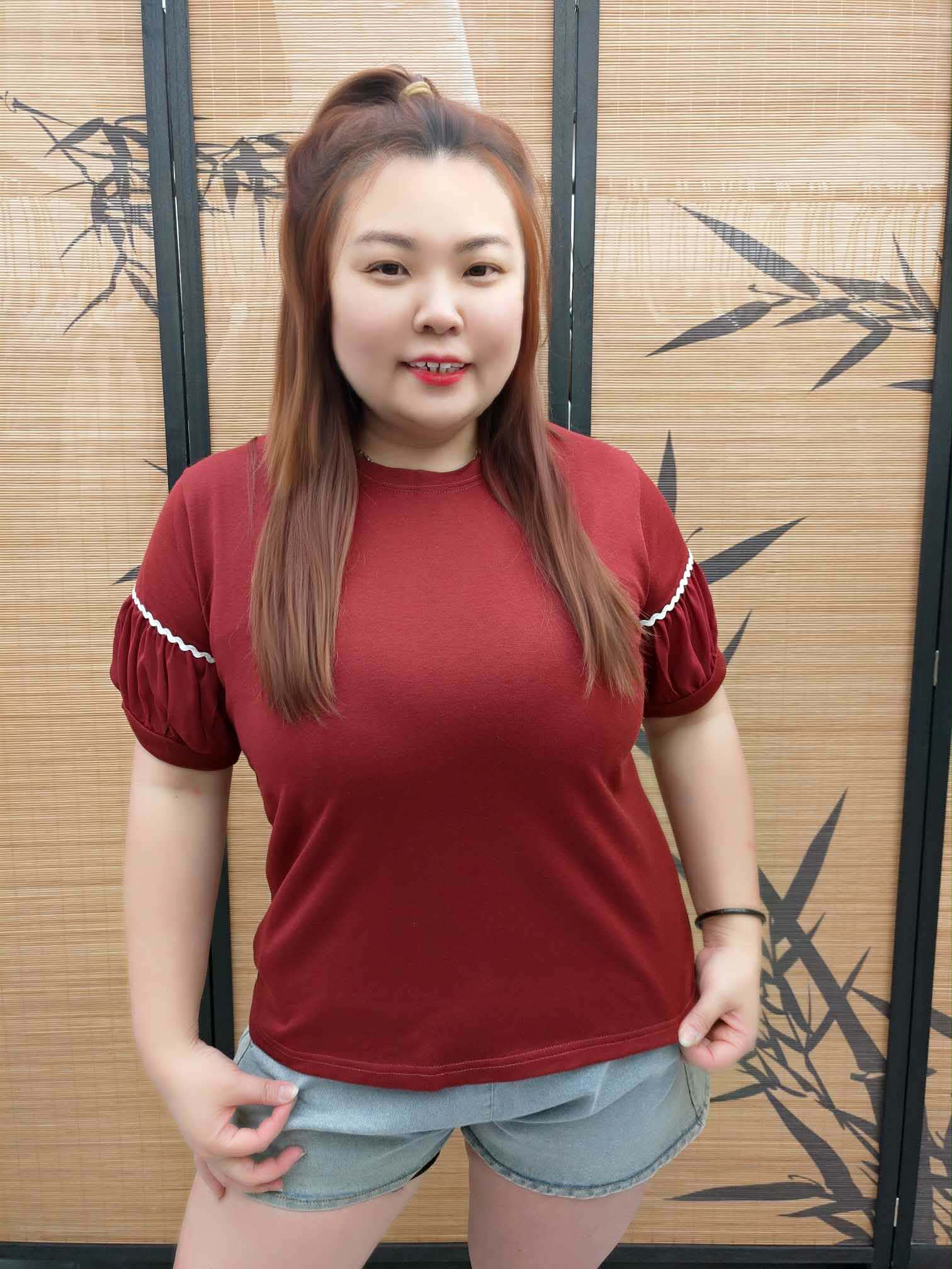 DDE13 K20008 袖子设计款单色上衣