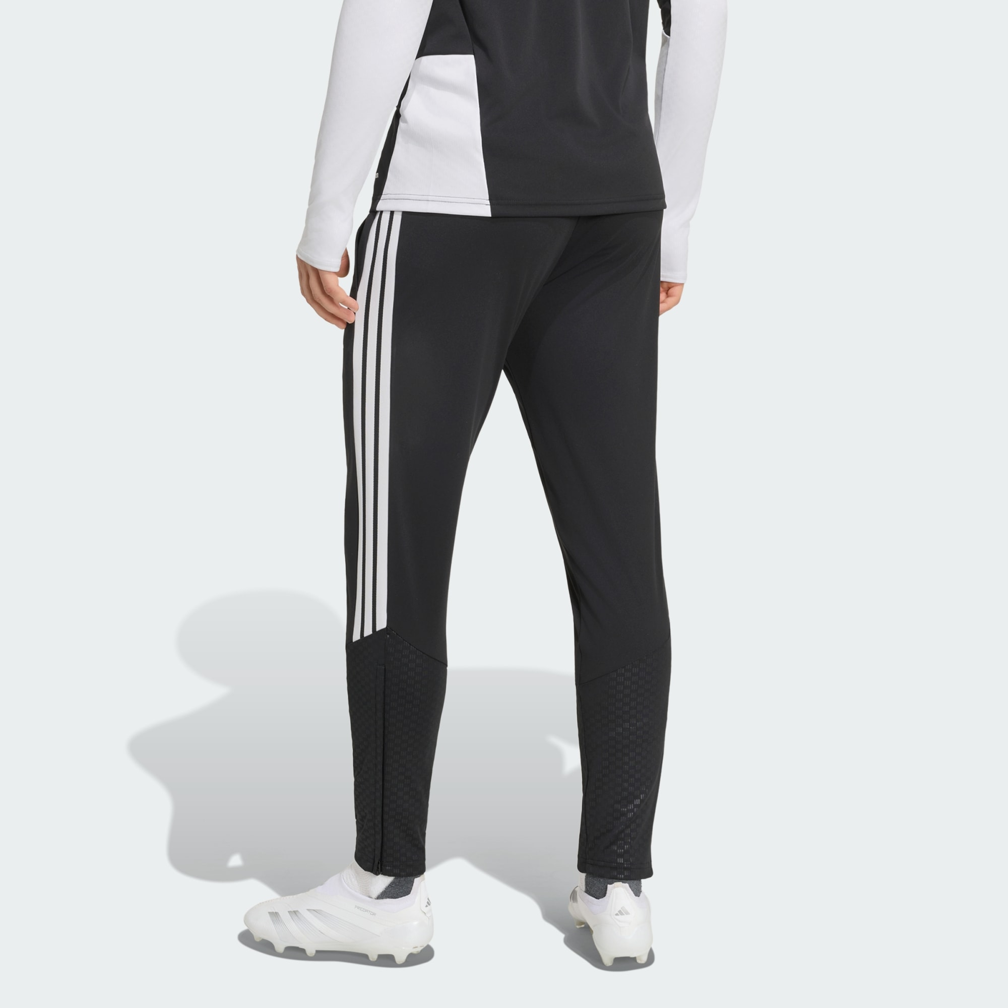 Adidas Liverpool 利物浦 2026-27 Tiro 黑色訓練長褲 KB5741