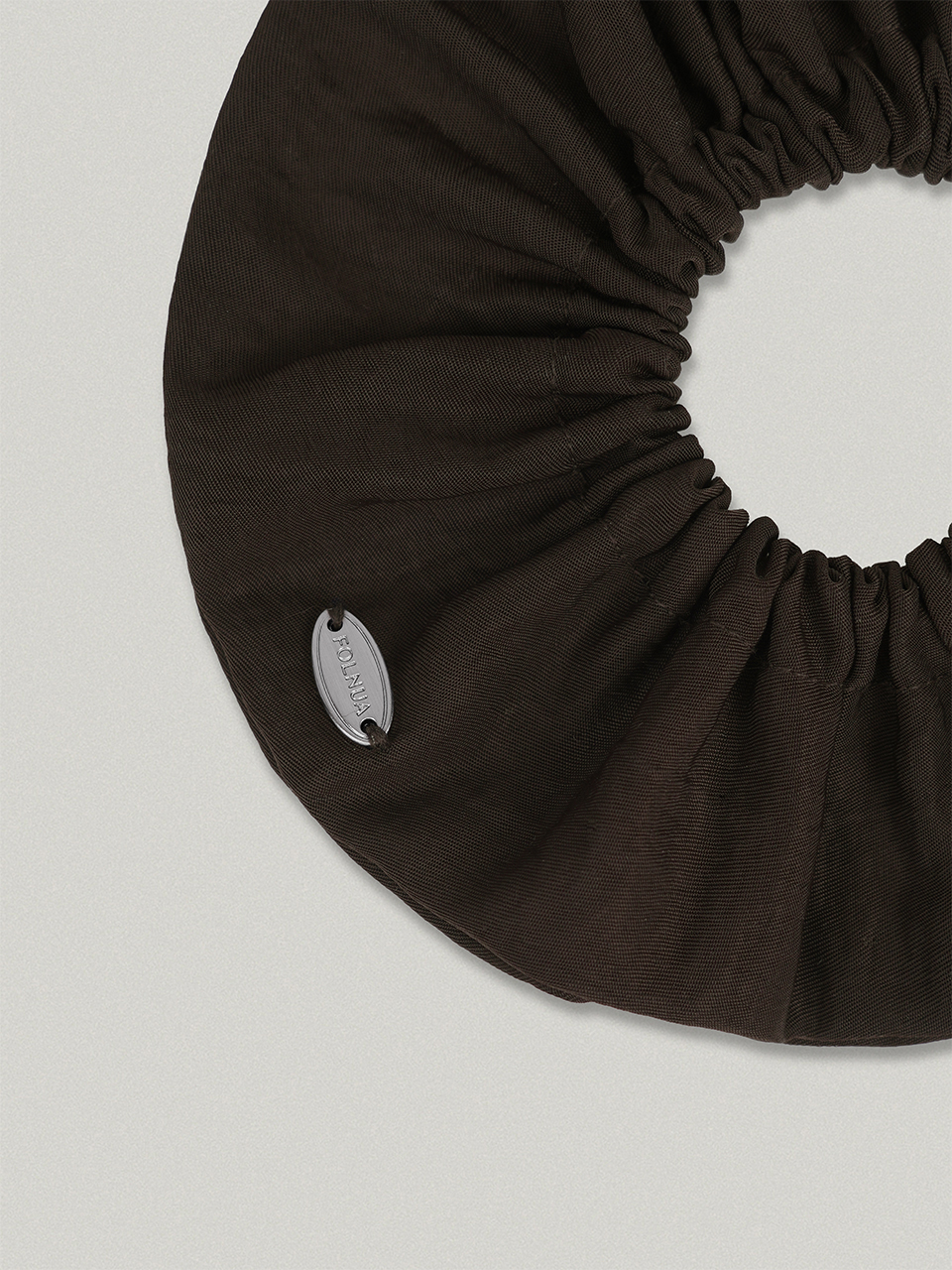 HALO HAIR SCRUNCHIE (BROWN)