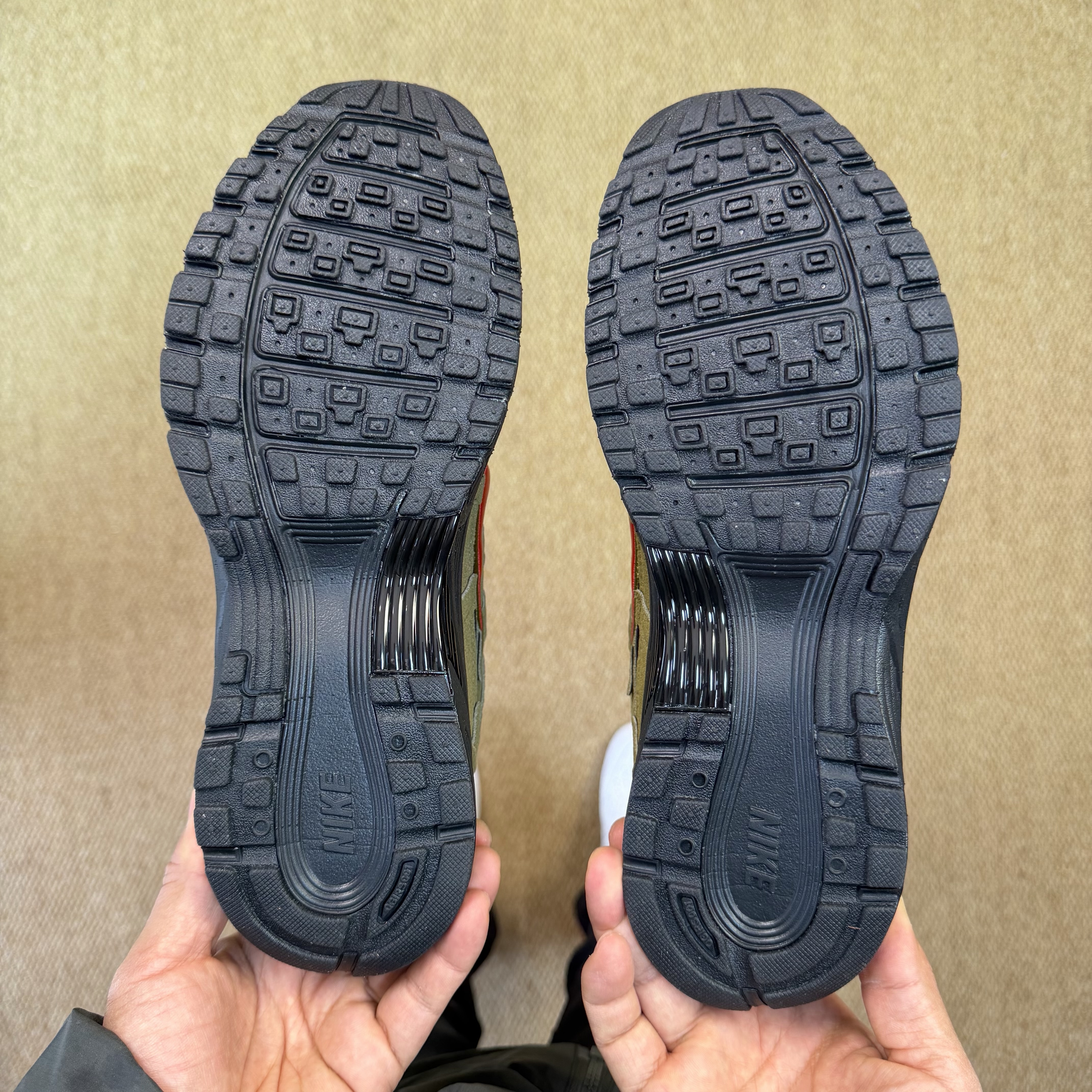 Nike P-6000 IH0946-300