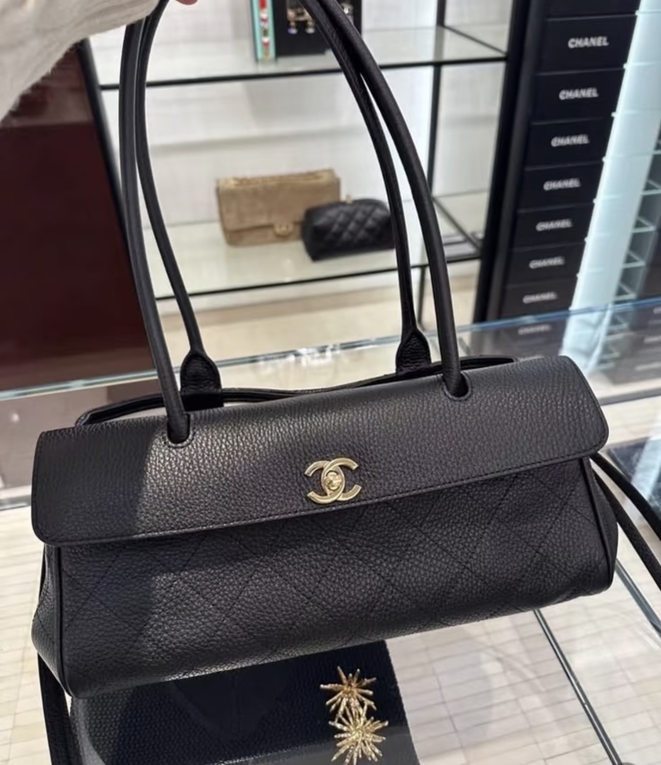 Chanel 26S 黑金法棍包 🥖 最難買既黑金