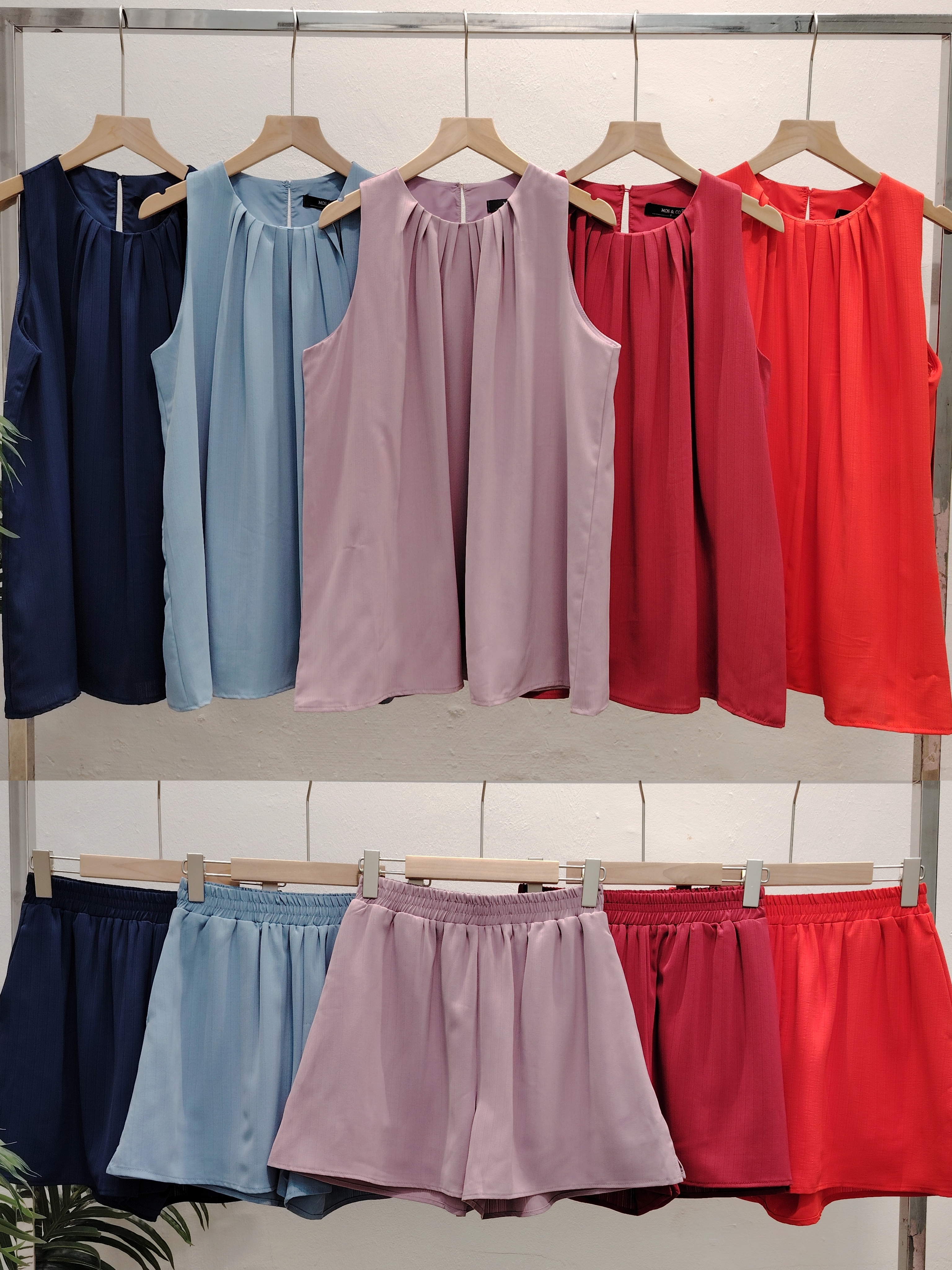 25006 Set Cutin Blouse With Short Pant