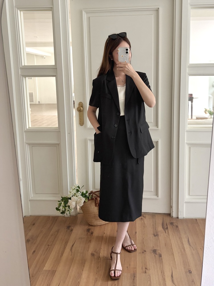 Noir Belted Skirt (Black)