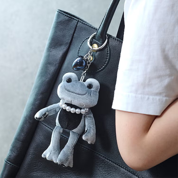 【日本直送】Pickles the Frog 🐸 單色系青蛙公仔掛飾｜成熟可愛必備