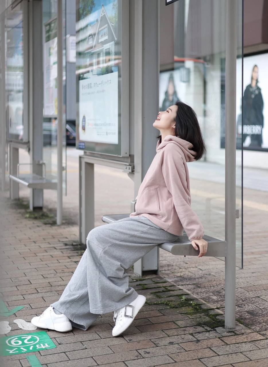 限時優惠💖訂貨📮 RV Viv SNEAKER  超好襯的經典銀扣小白鞋 🔖Size 36-39/40