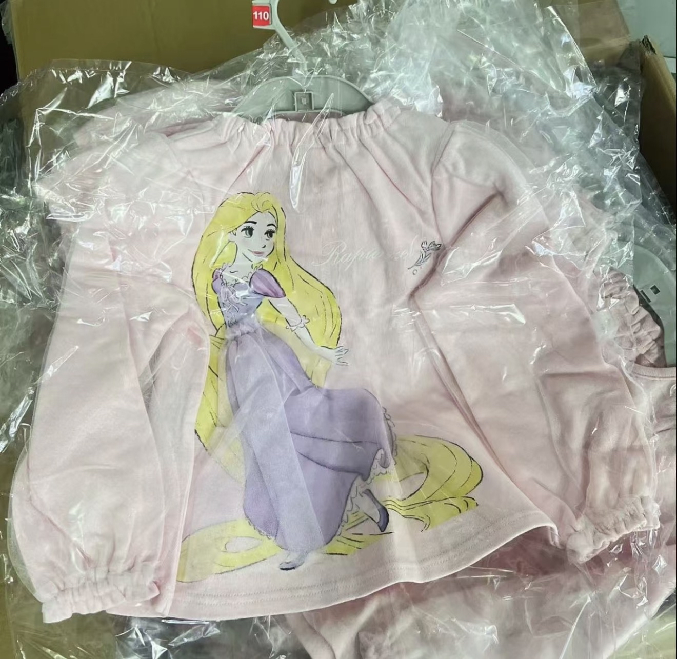 ▫️現貨▫️Cottoli 長髮公主立體裙上衣