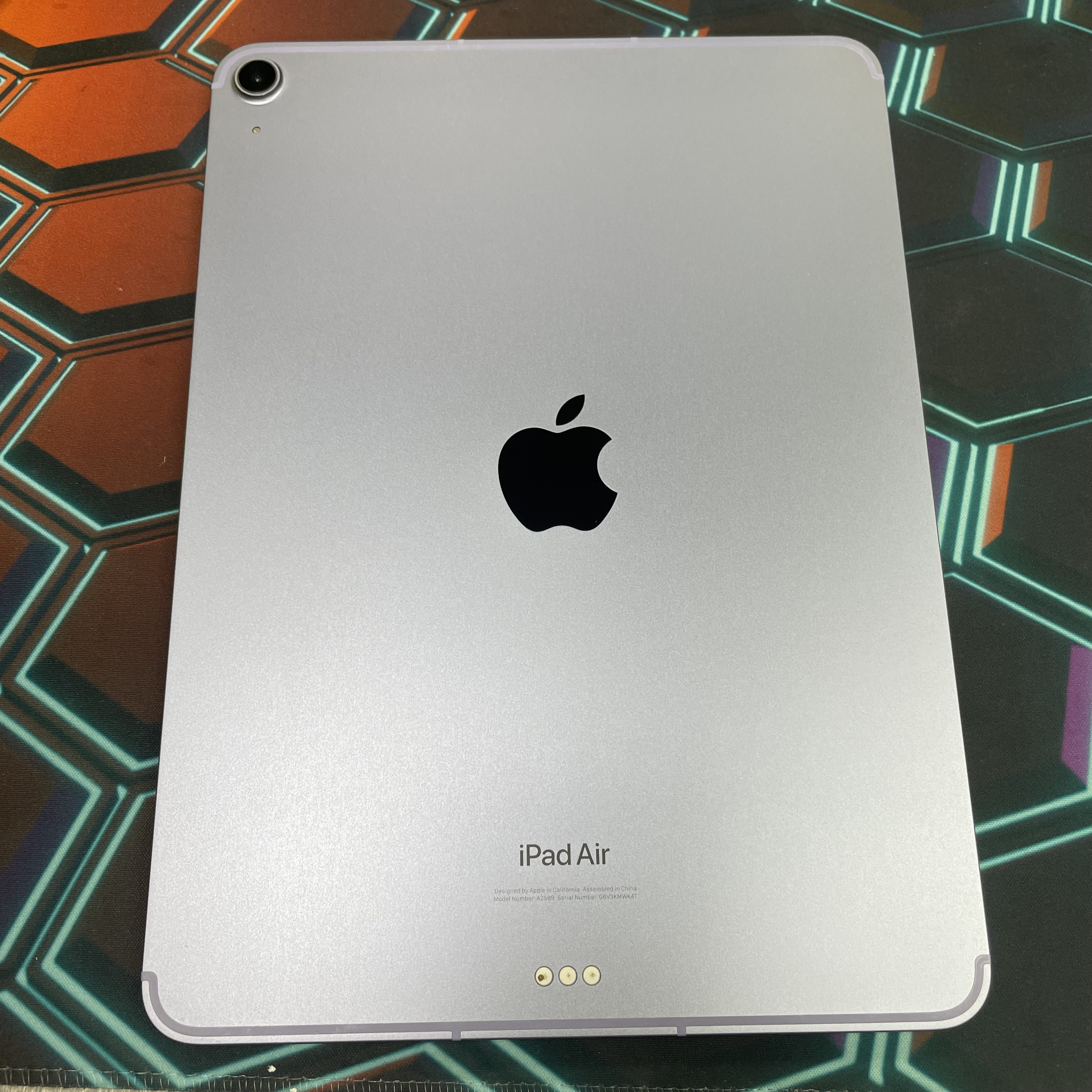 *778994 iPad Air 5 超靚機 256GB 插卡版 紫色 purple