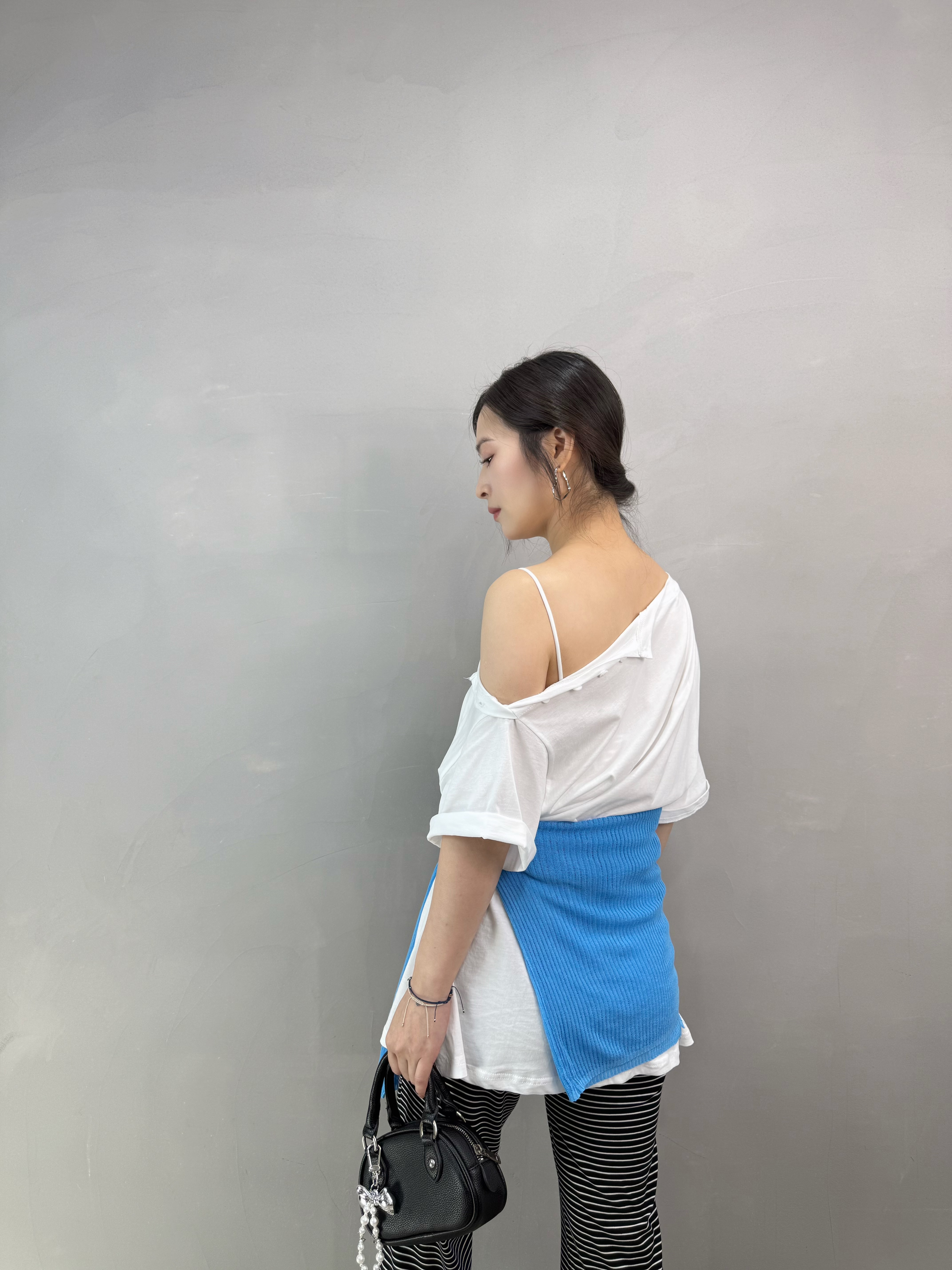 Z83 彩藍線外套