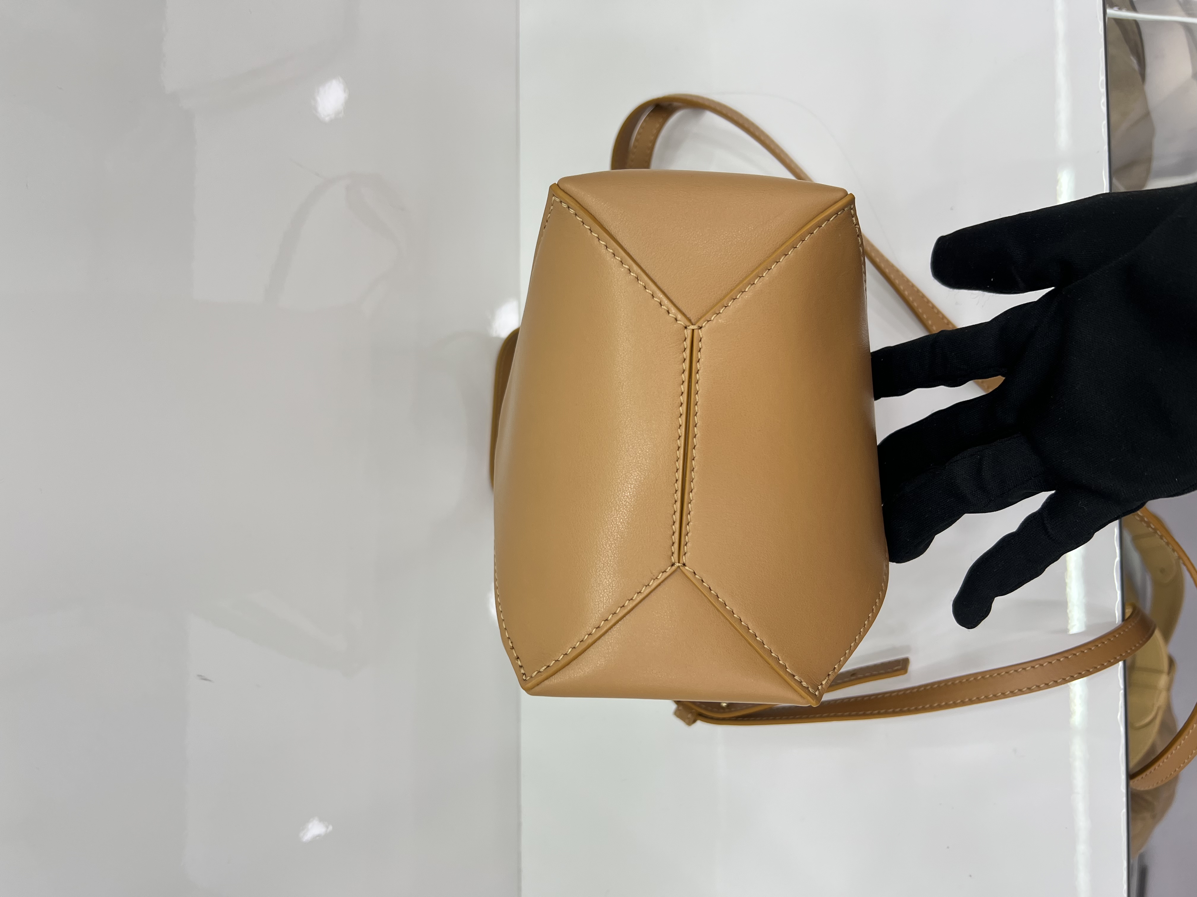 直播貨品 |  [1個-$100 2個-$300］EE18