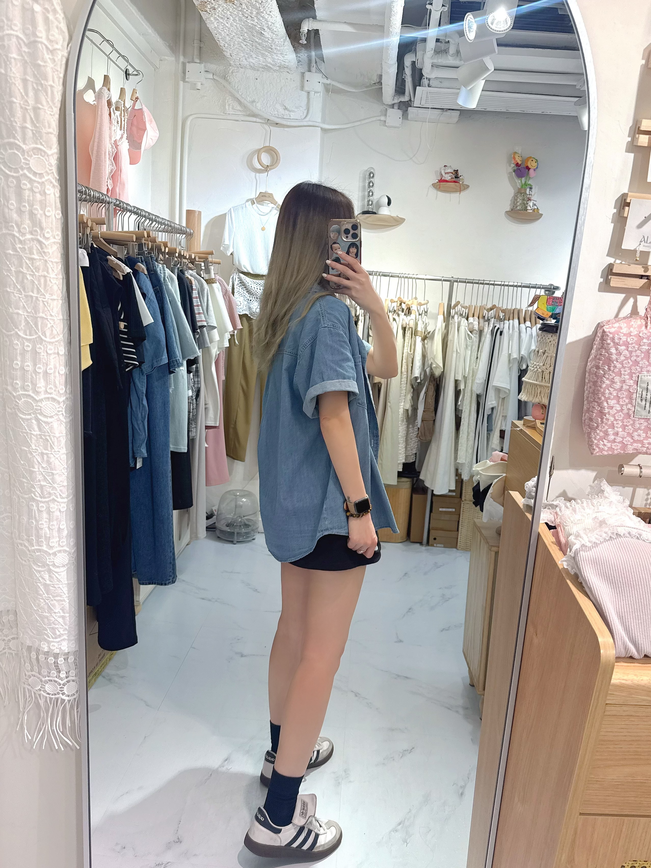 牛仔裇衫