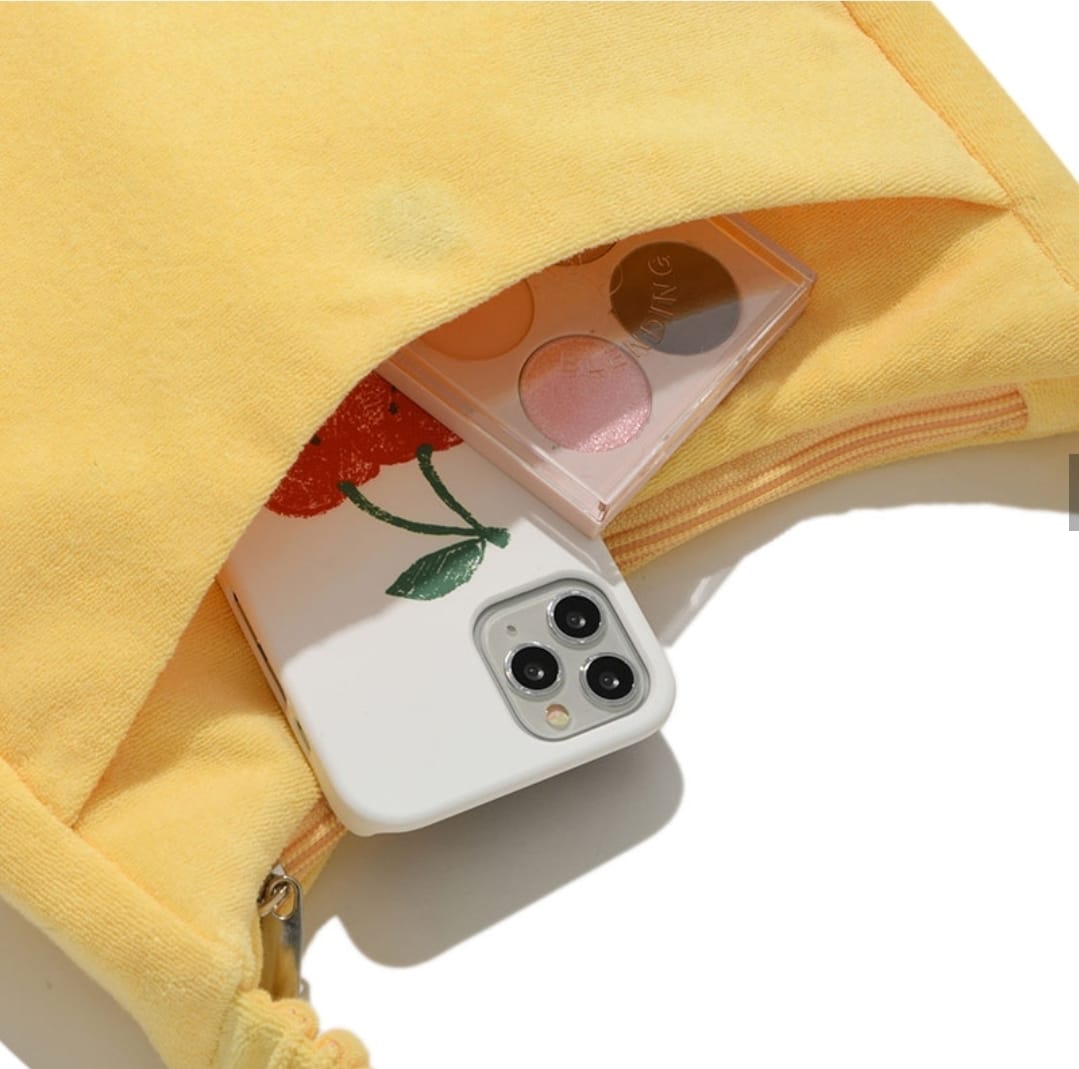 ＜限時預購＞ KIRSH 亮眼櫻桃抓皺雲朵腋下包 TW260307K04 《9/3截單，預計4月中旬到港》