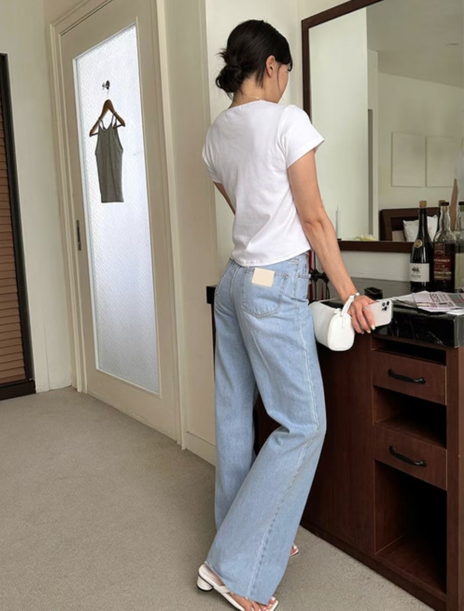 【 梨型女生福音👏🏻⍤完美直筒重垂感！超特別不修邊褲頭設計🩵高腰挺身軟布牛仔褲 ♪👖】 Special Cut High-waisted Jeans(三色入)