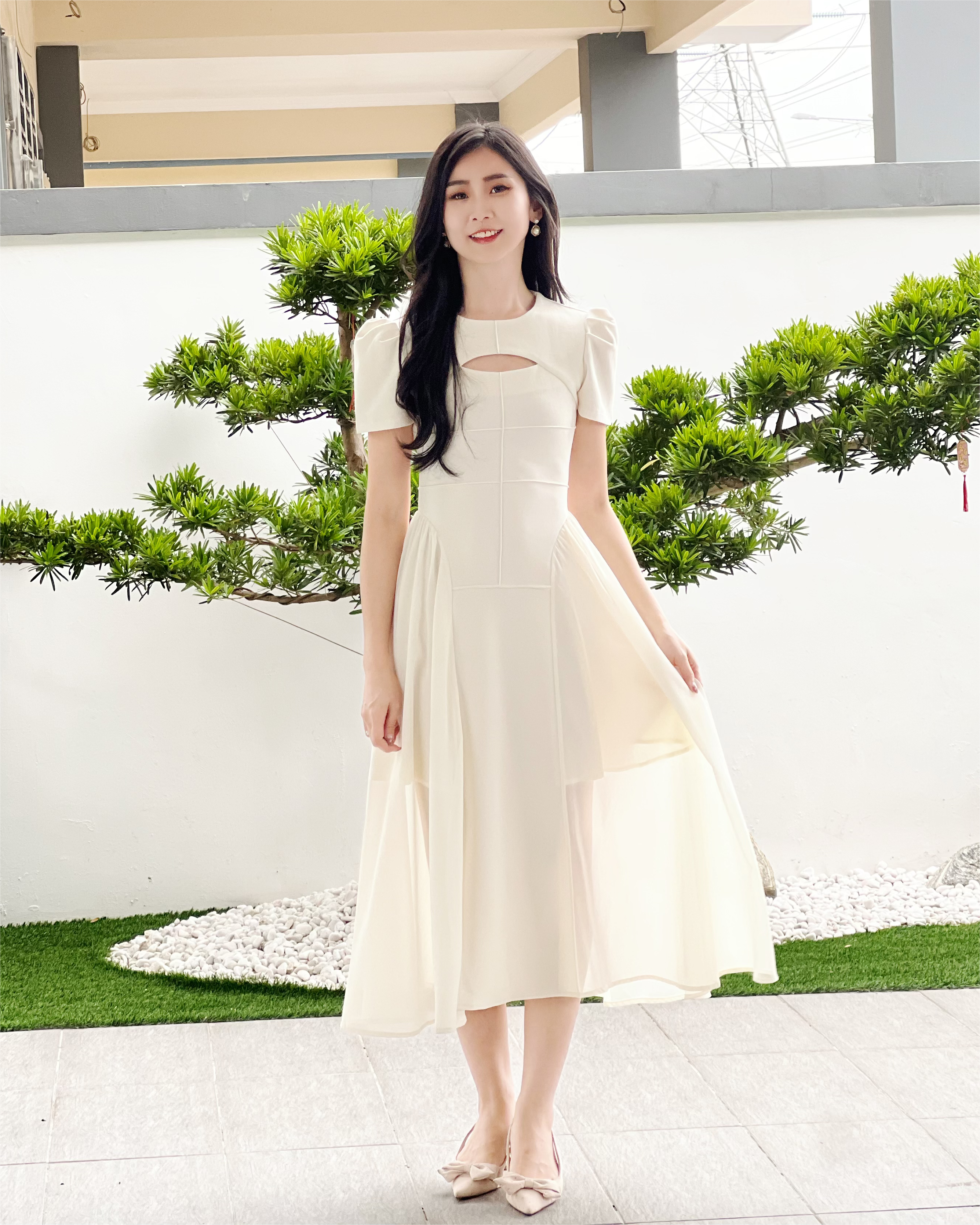 5052 Midnight Princess Silhouette Midi Dress -White Cream