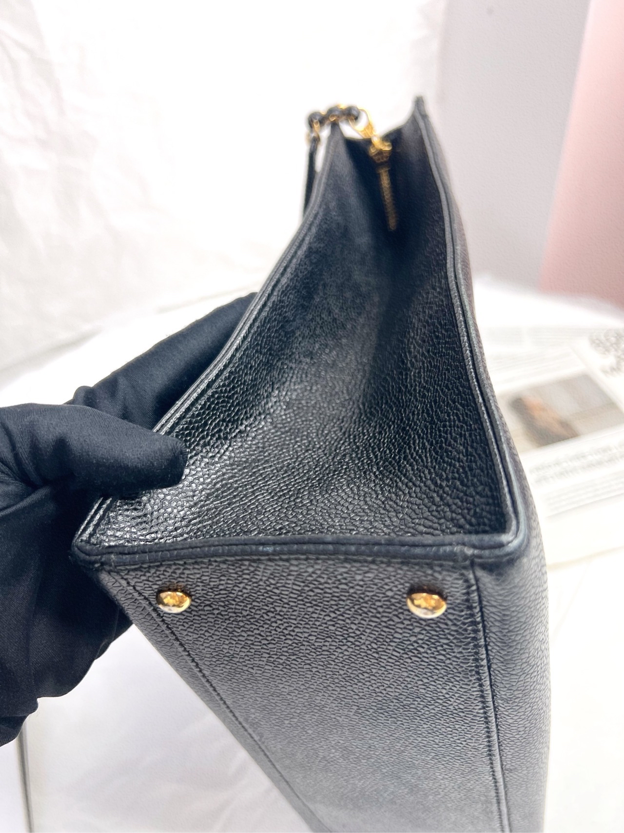 【預訂貨品】CHANEL 黑金魚子醬光面琴譜包