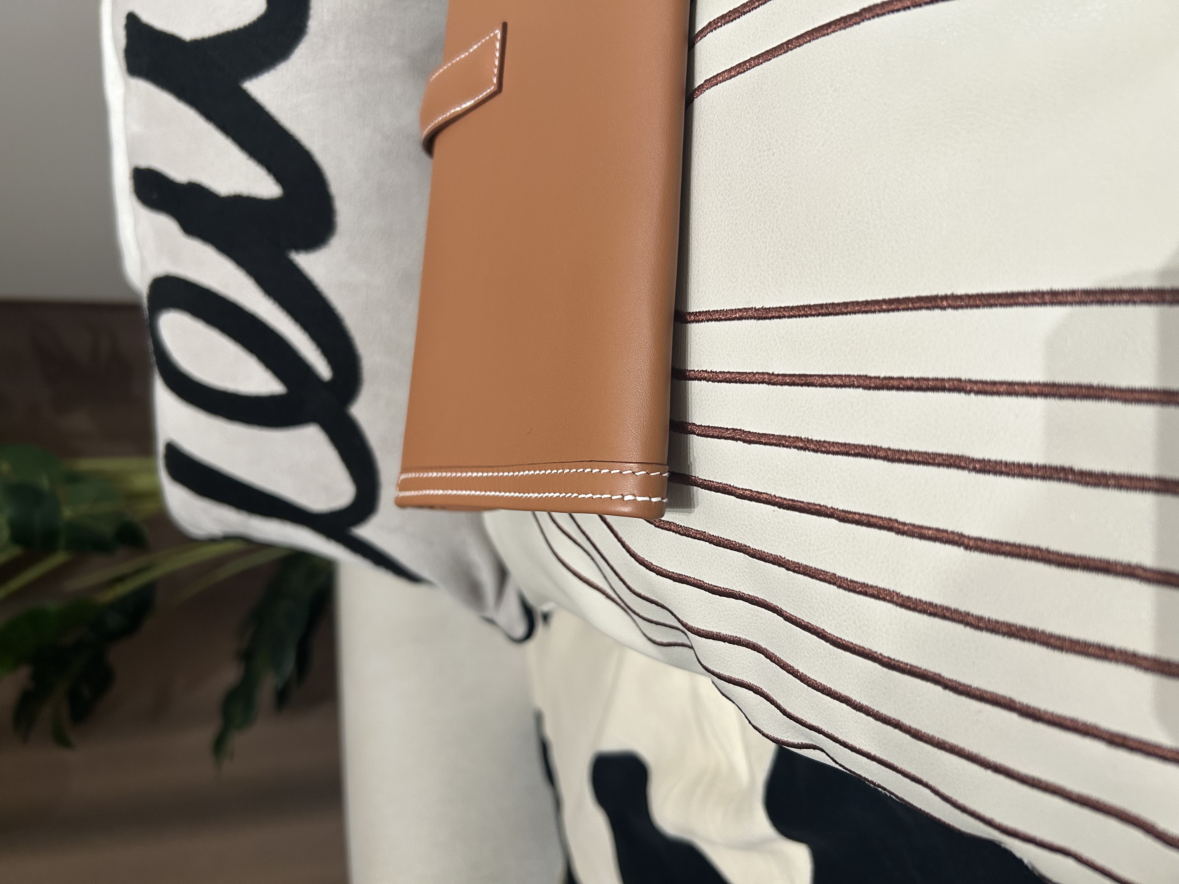 HERMES Jige Elan 29 Stamp U Clutch gold Calfskin 100%Authentic, 99%new ✅box