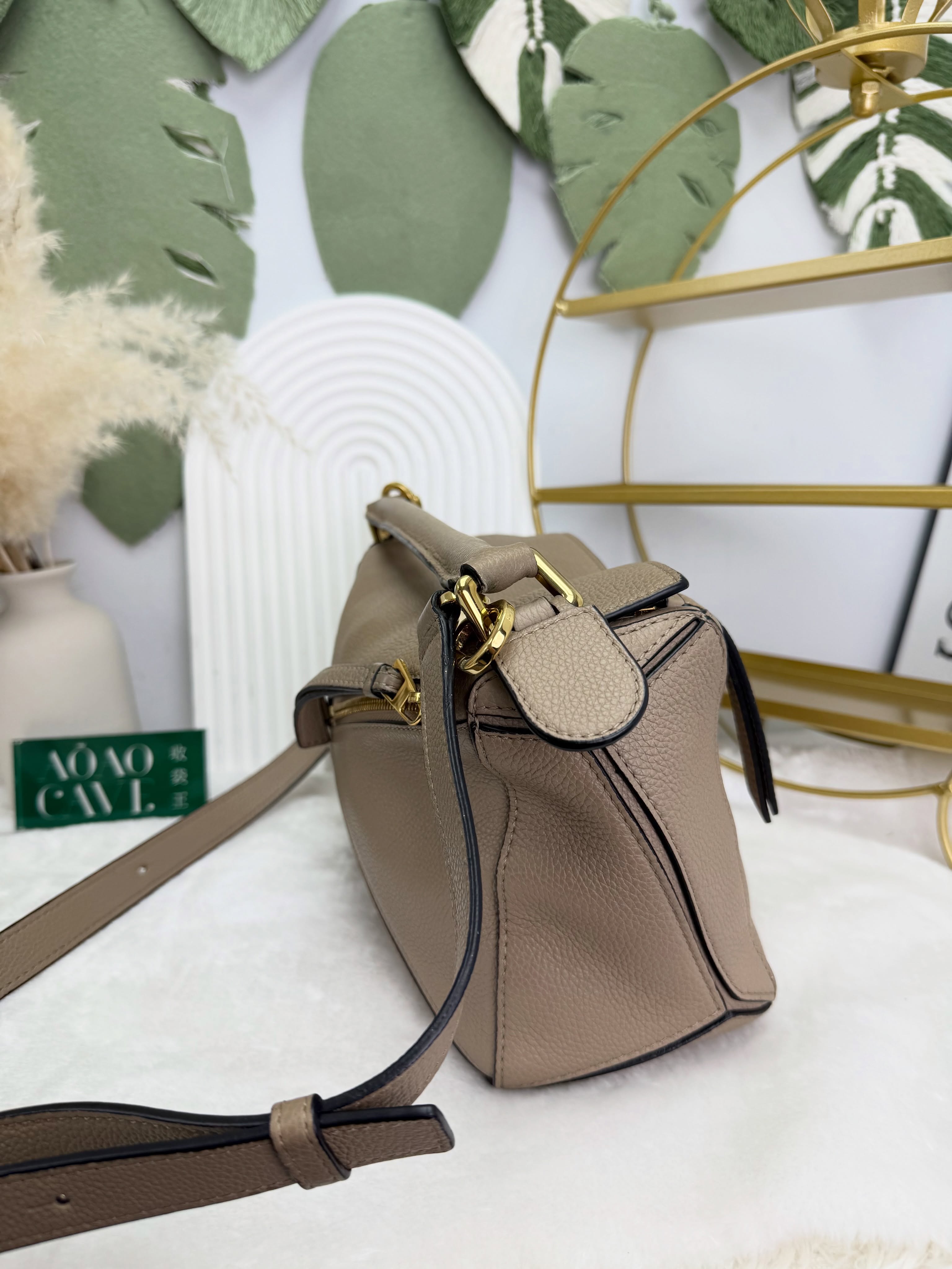 Loewe✨PRE OWNED 💥Small Puzzle沙金色 手提單肩斜肩包🤎