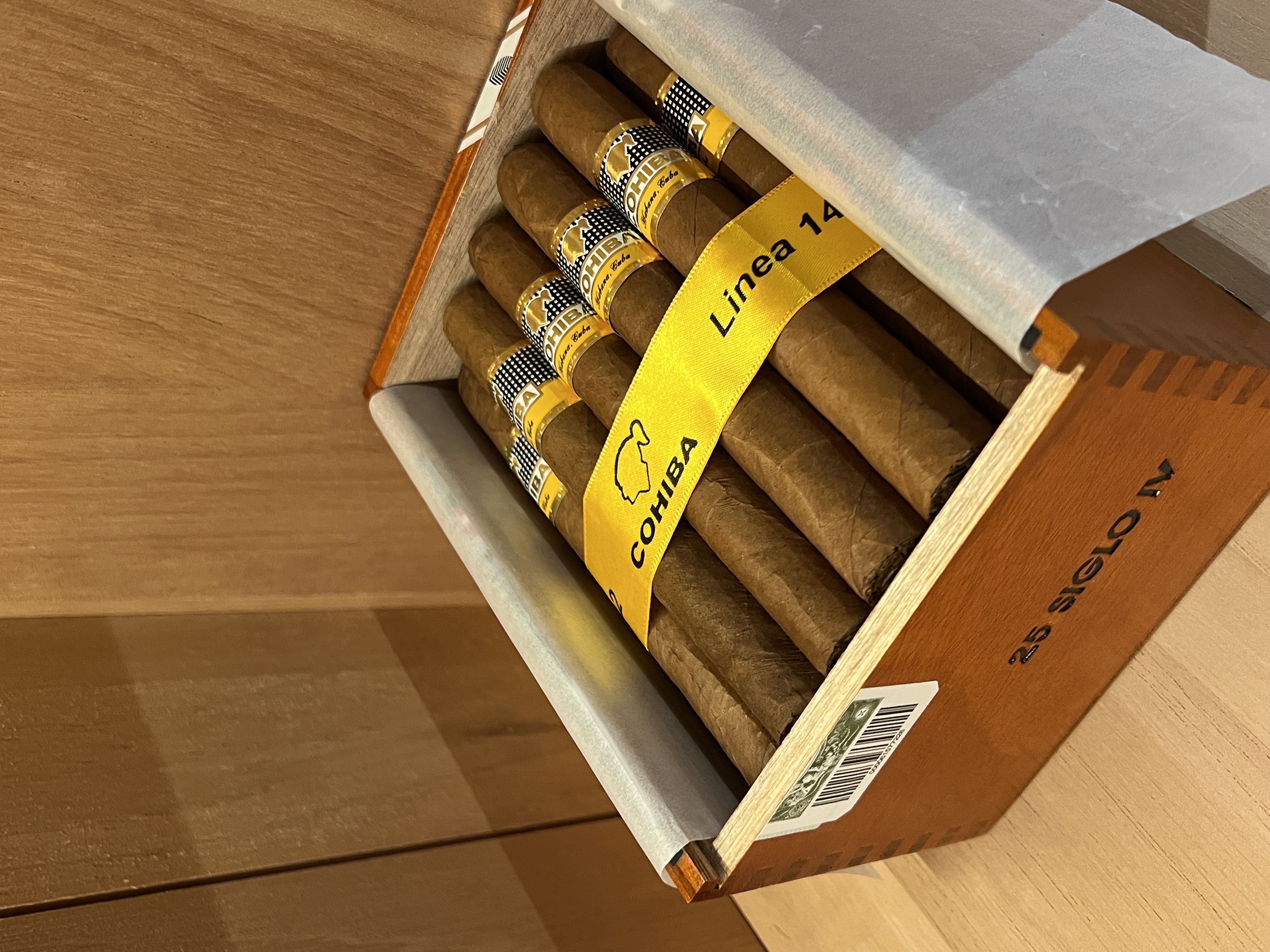 COHIBA高希霸 世紀四號 25支（木盒）