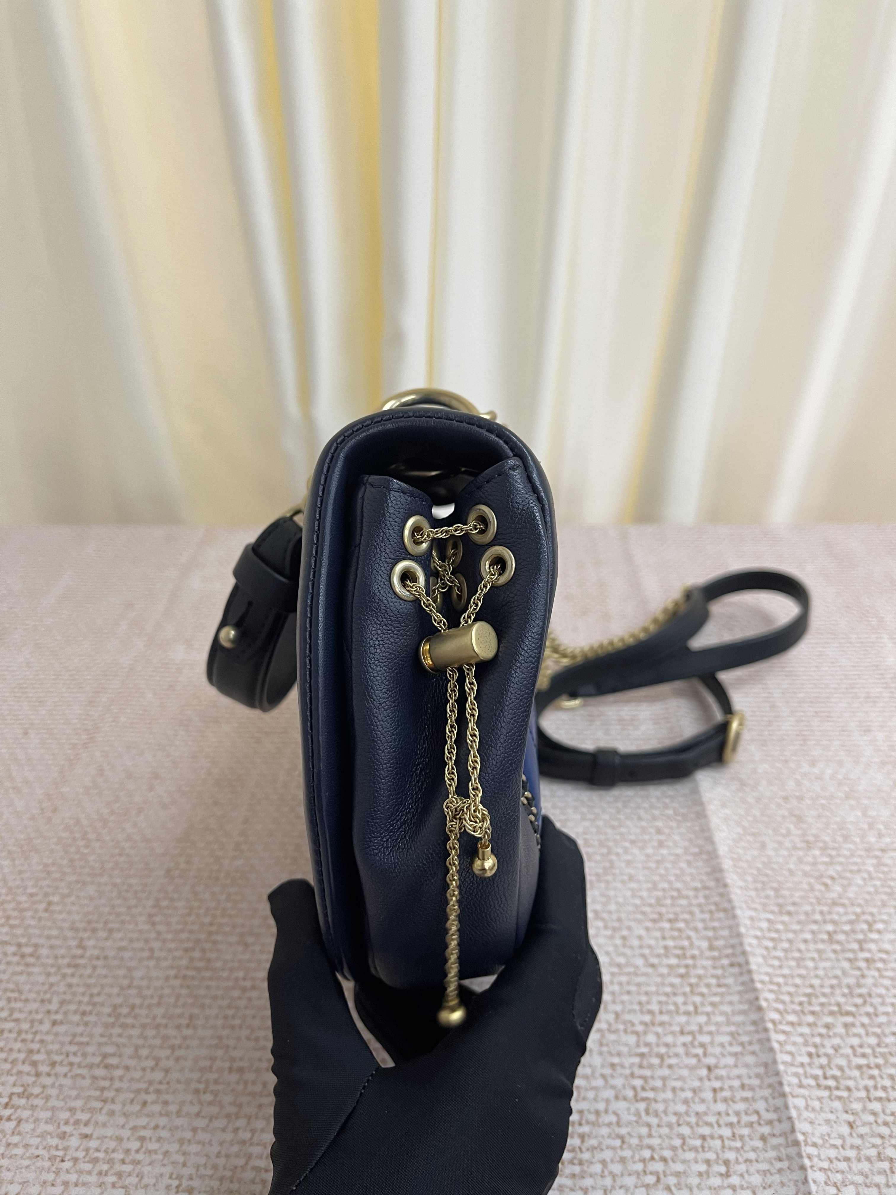 Pre-owned Chanel shoulder bag / Product Code: 26020402