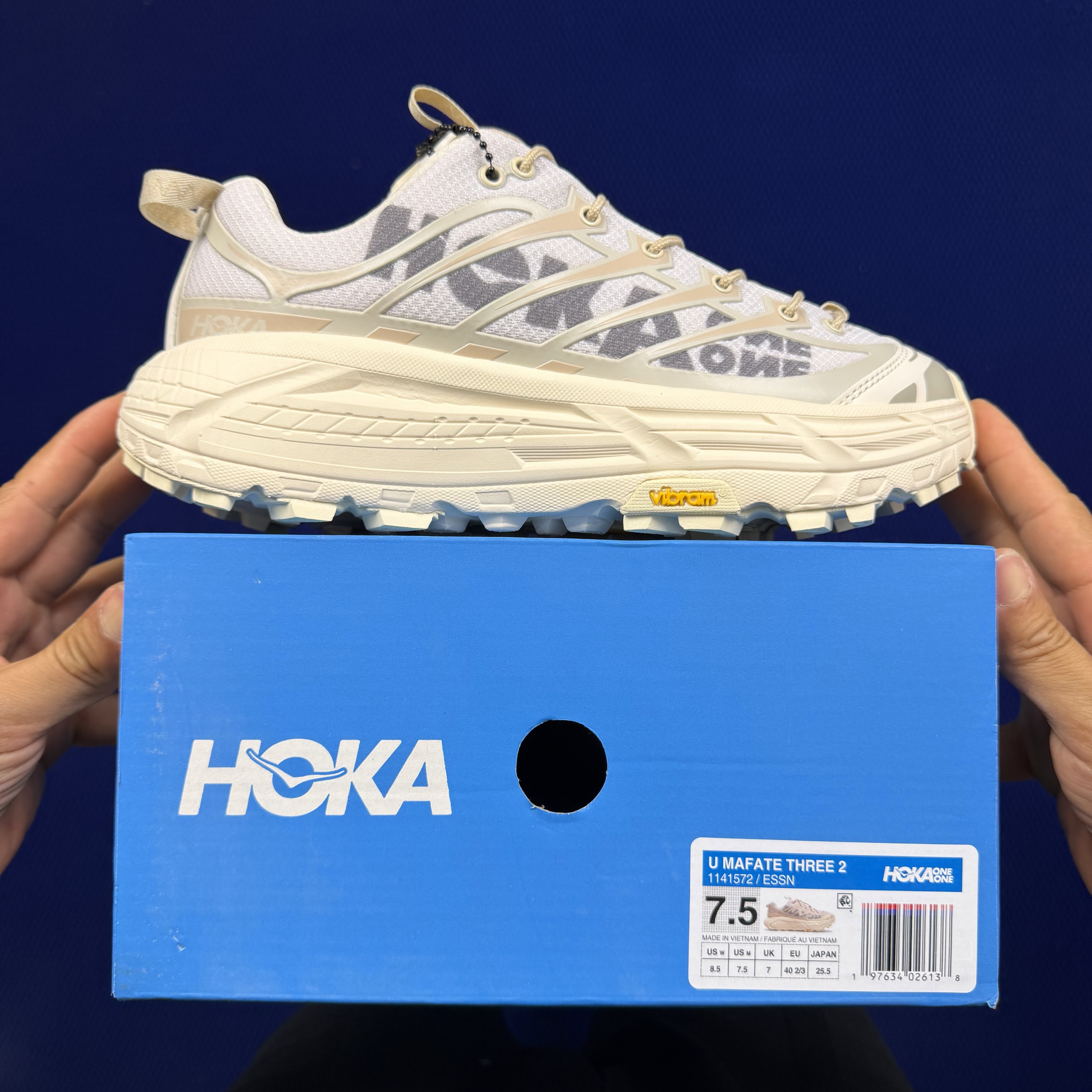 Hoka One One Mafate Three 2 