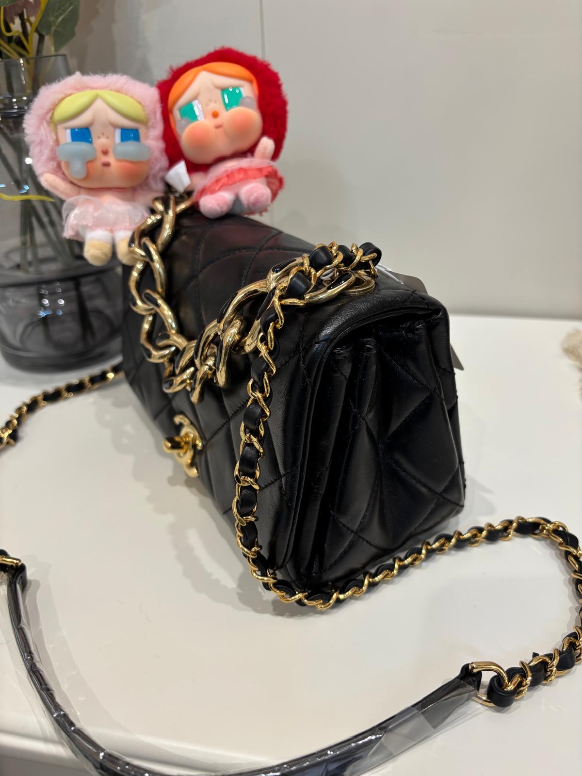 Chanel FLAP BAG AS3366 晶片 100%Authentic, 98%new  ✅晶片✅dust bag✅box 