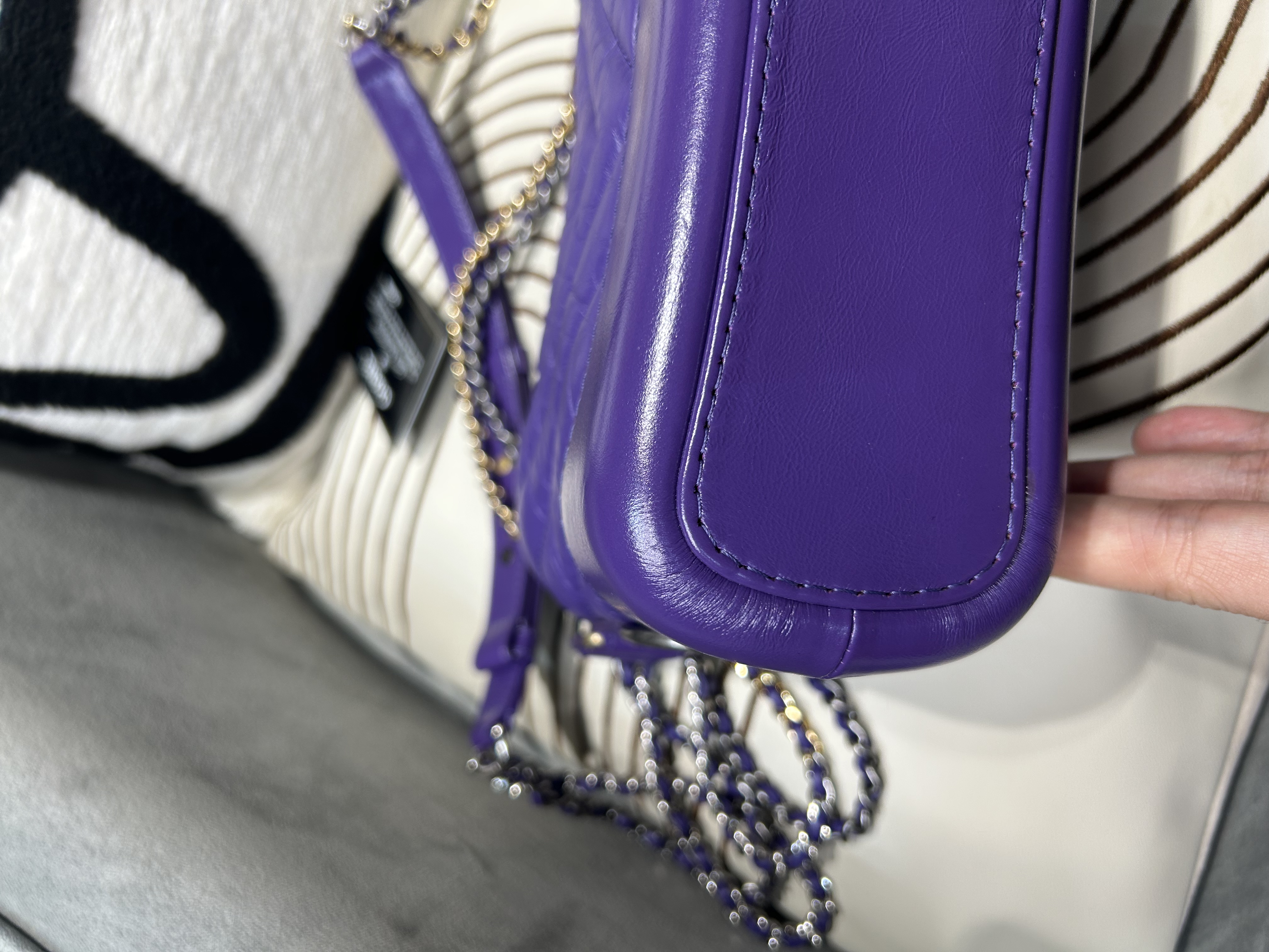 Chanel Gabrielle small hobo purple  100%Authentic ,99%new ✅收據✅card✅dust bag✅box