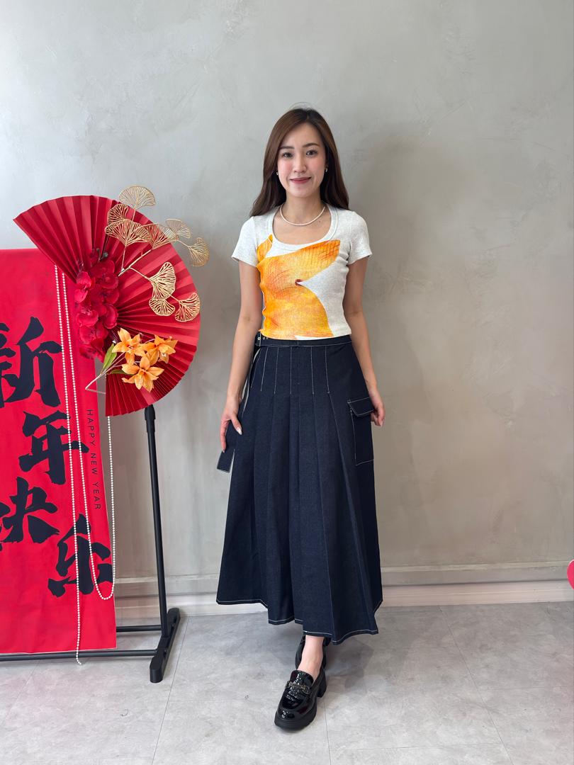 A-S601192 Pleated Side Pocket Denim Skirt