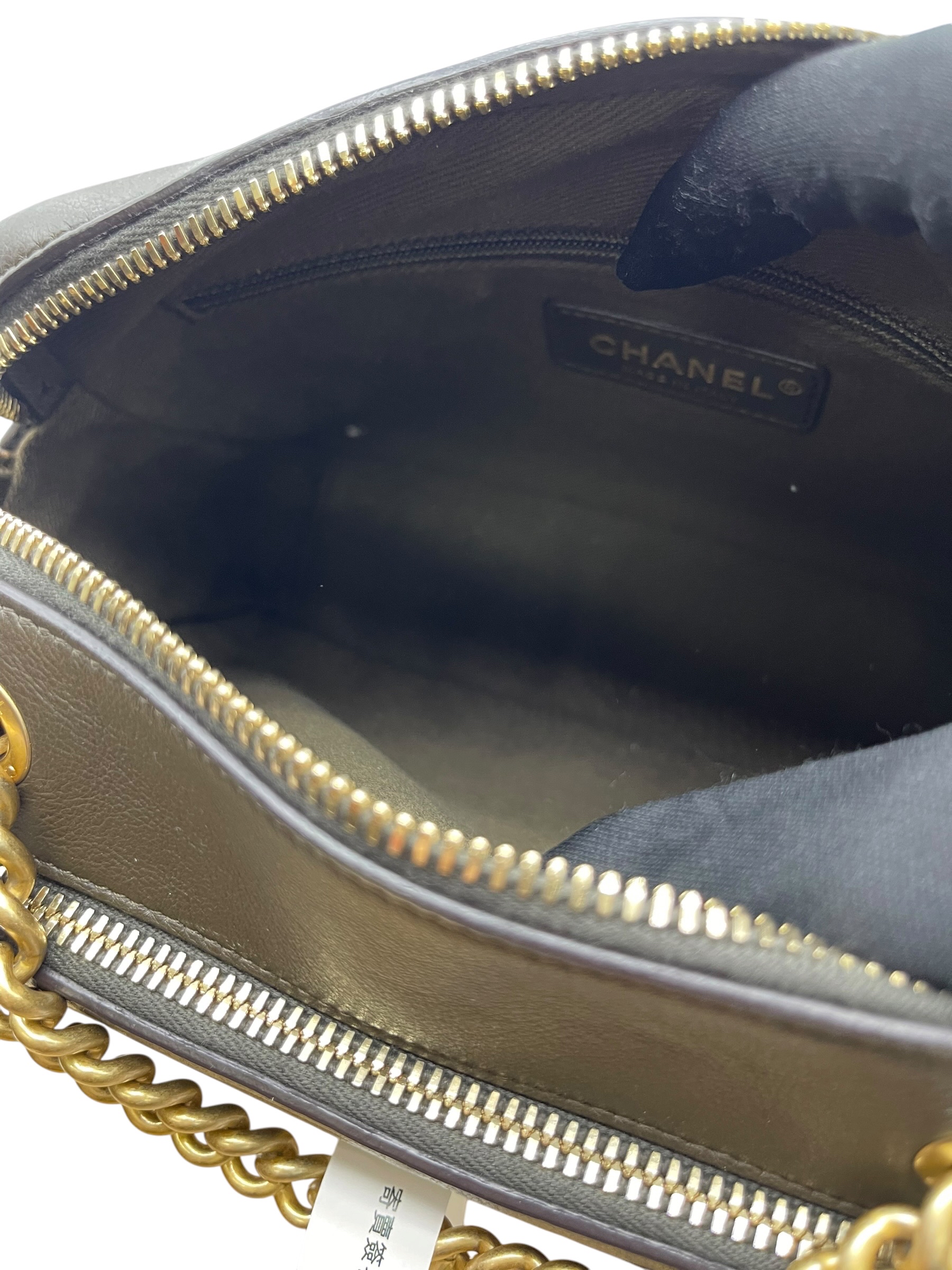 Pre-owned CHANEL Camera Bag / Product Code: 071305